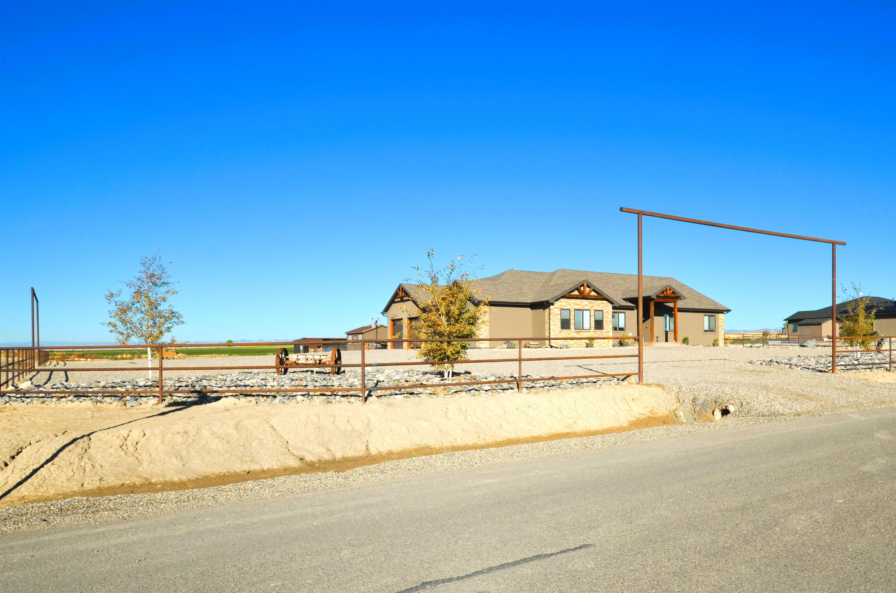 1641 Saddle Ring Court Property Photo 3