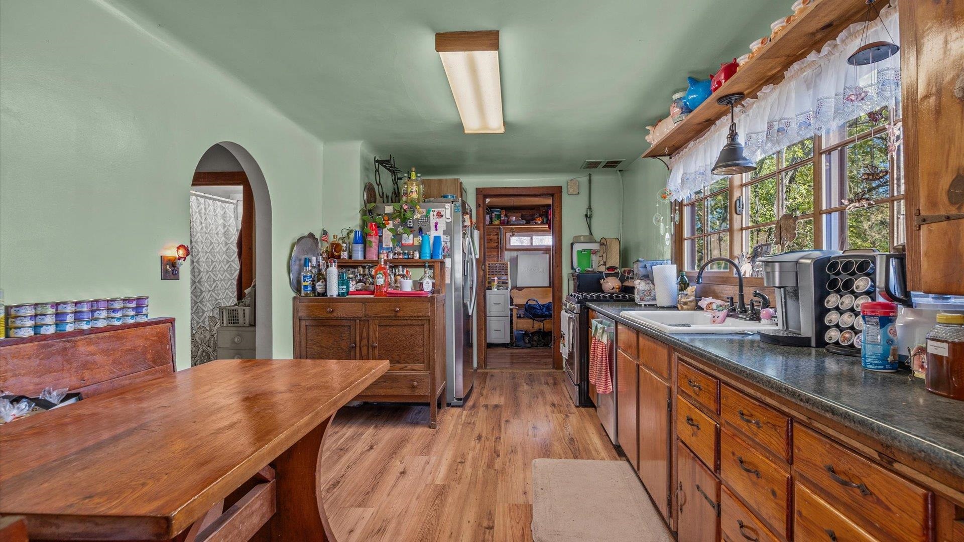 2541 Kenneth Court Property Photo 14