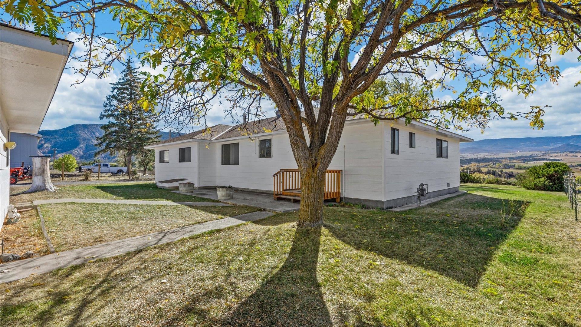 58892 Highway 330e Property Photo 7