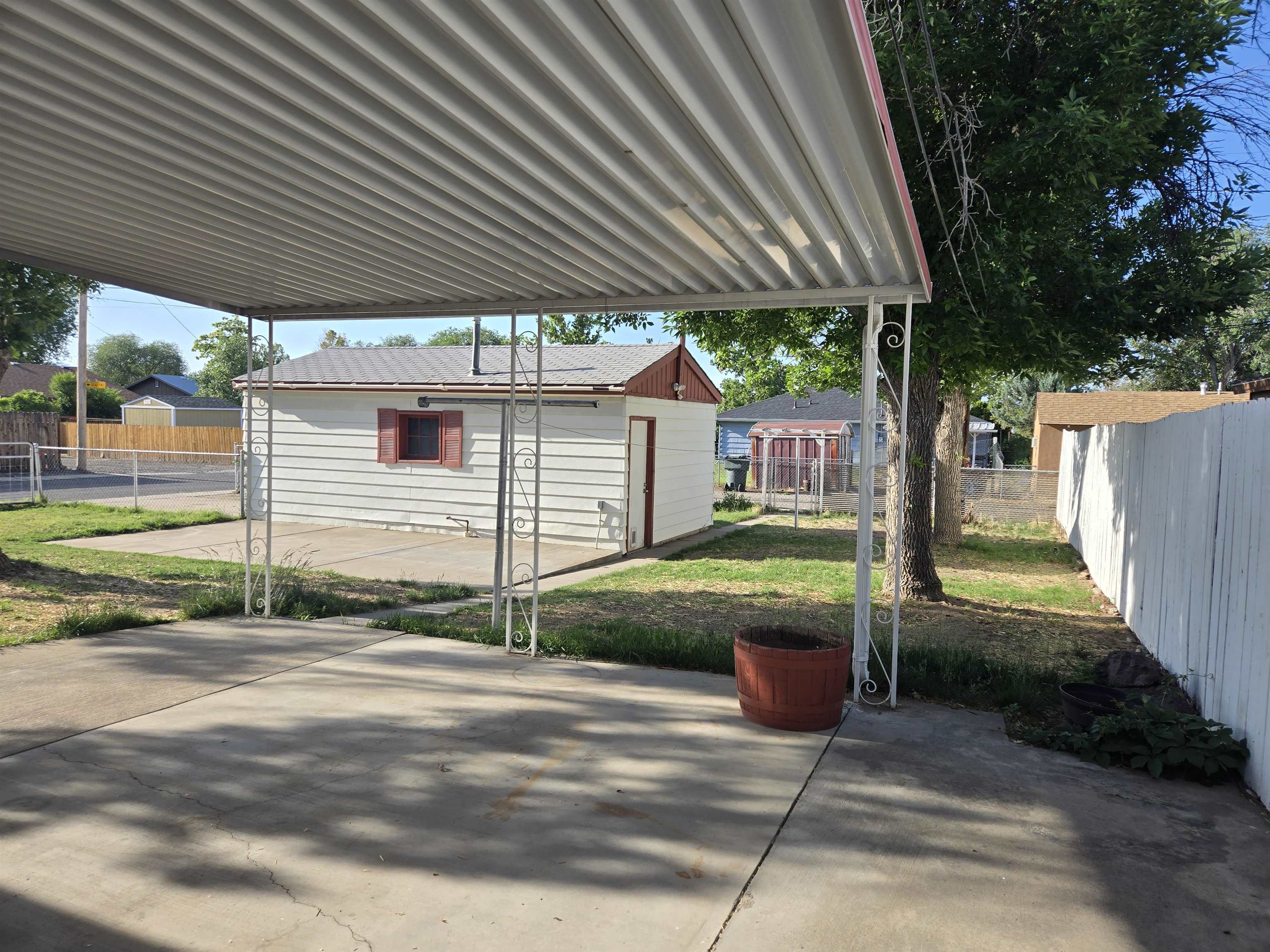 2445 Mesa Avenue Property Photo 16