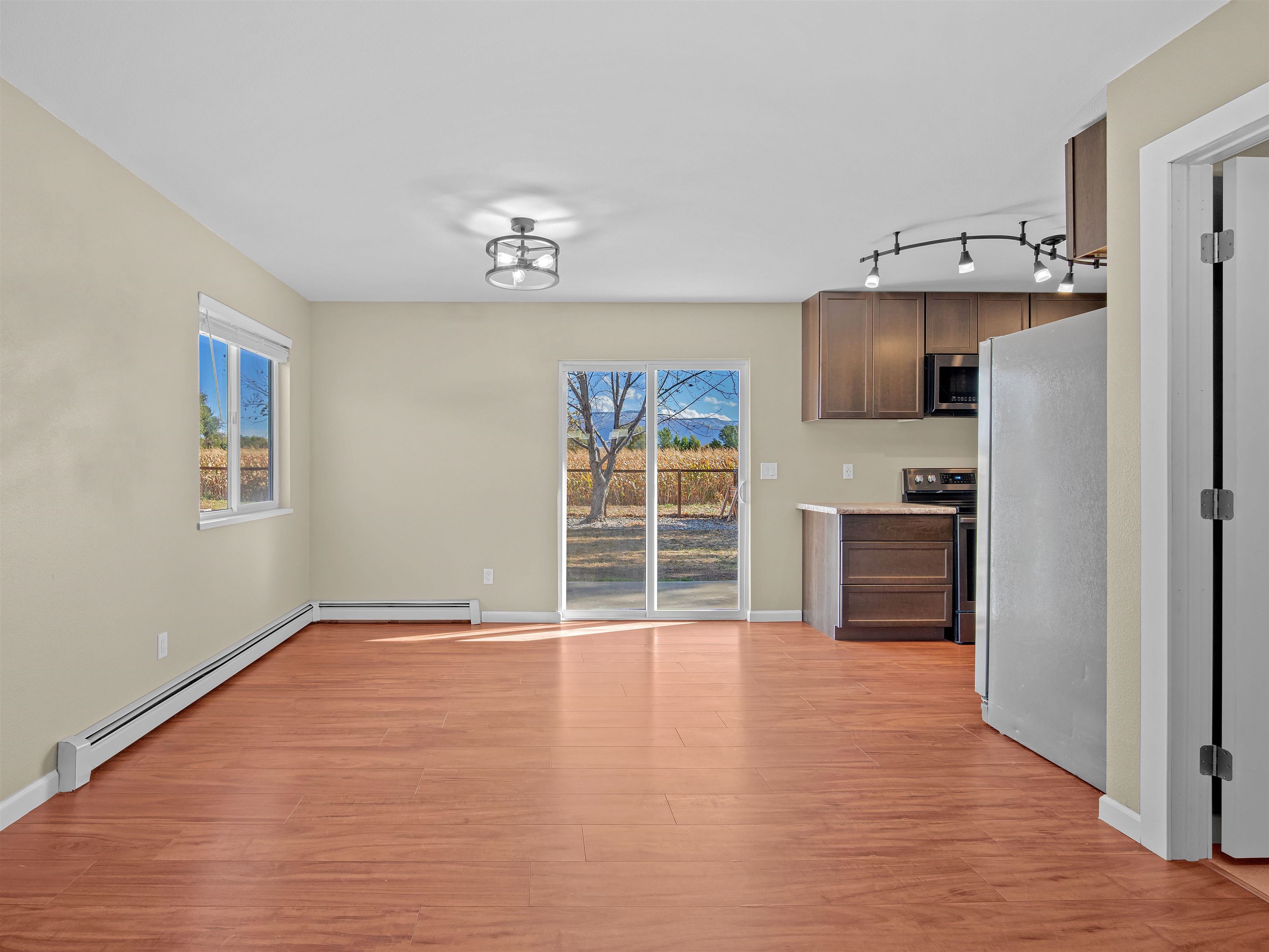 490 1/2 Aspen Grove Drive Property Photo 6
