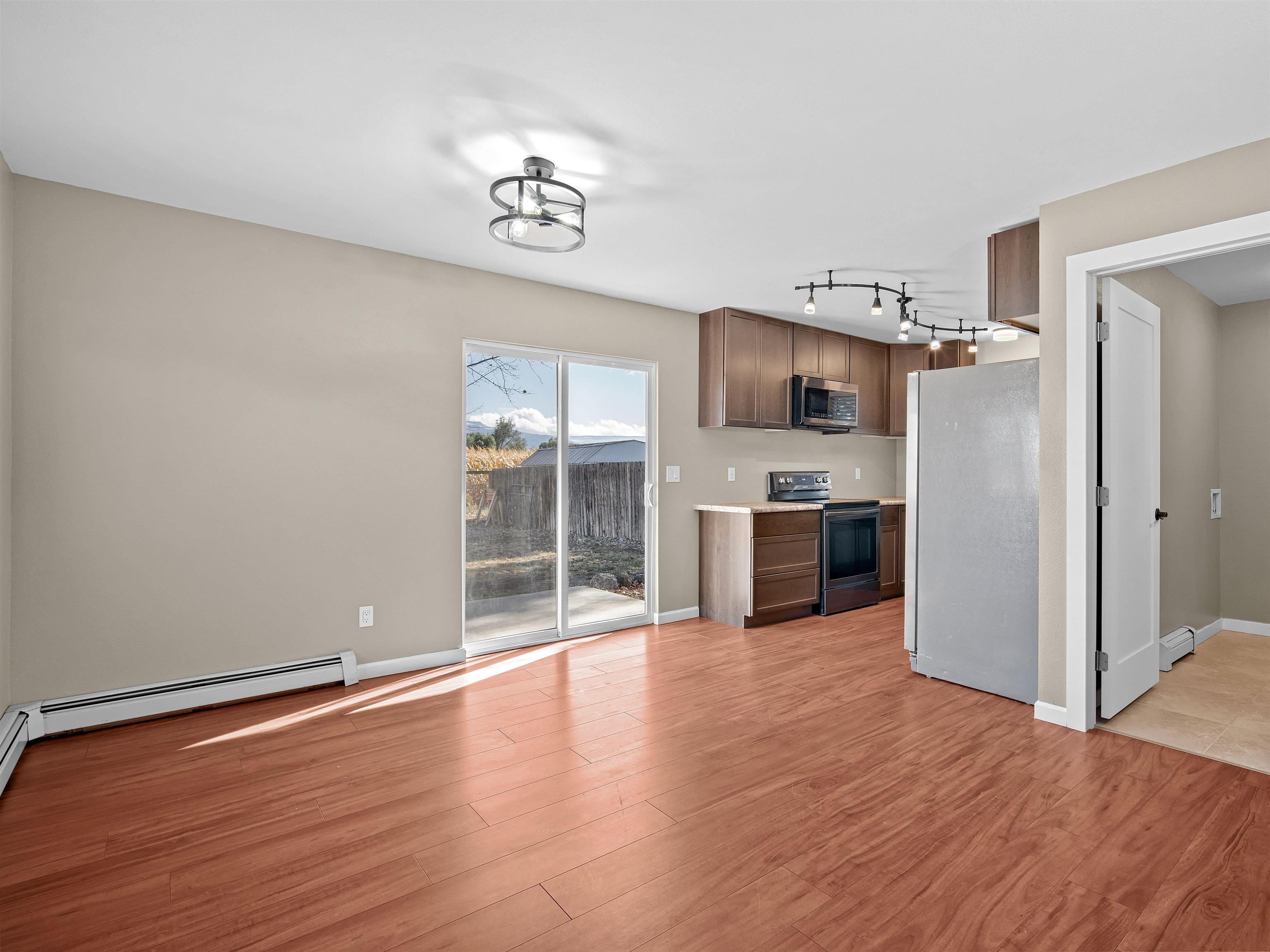 490 1/2 Aspen Grove Drive Property Photo 8