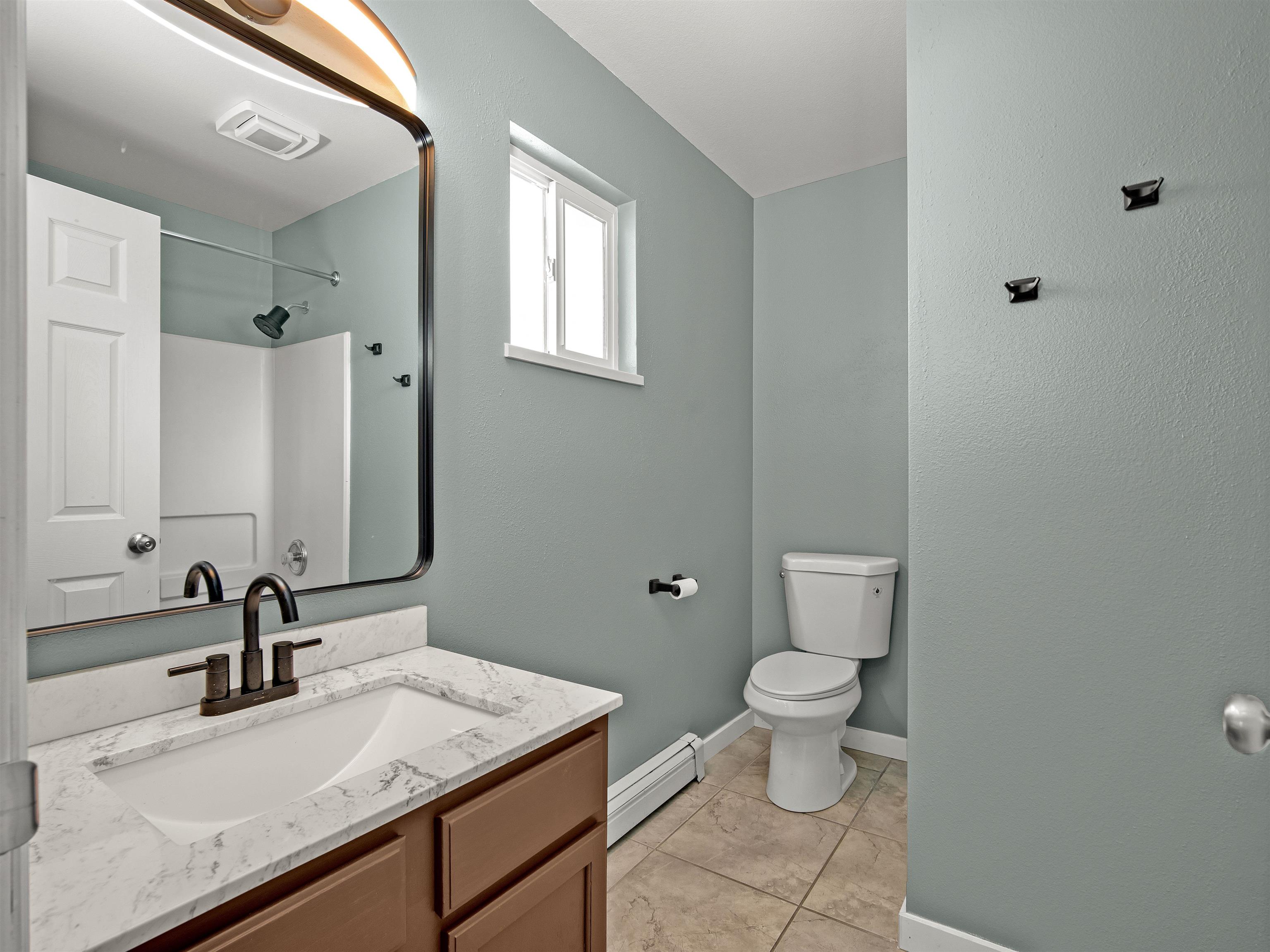 490 1/2 Aspen Grove Drive Property Photo 15