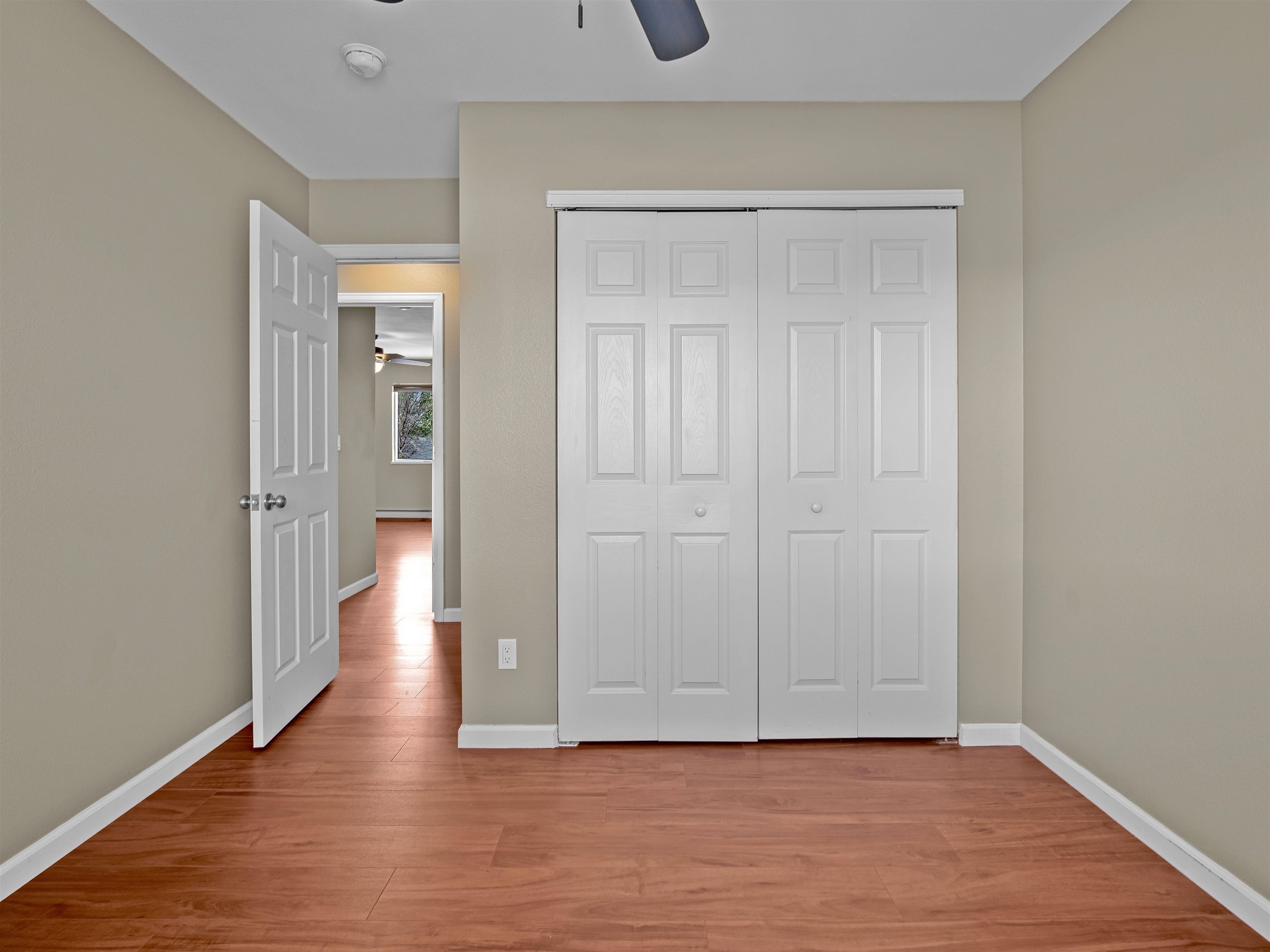 490 1/2 Aspen Grove Drive Property Photo 21