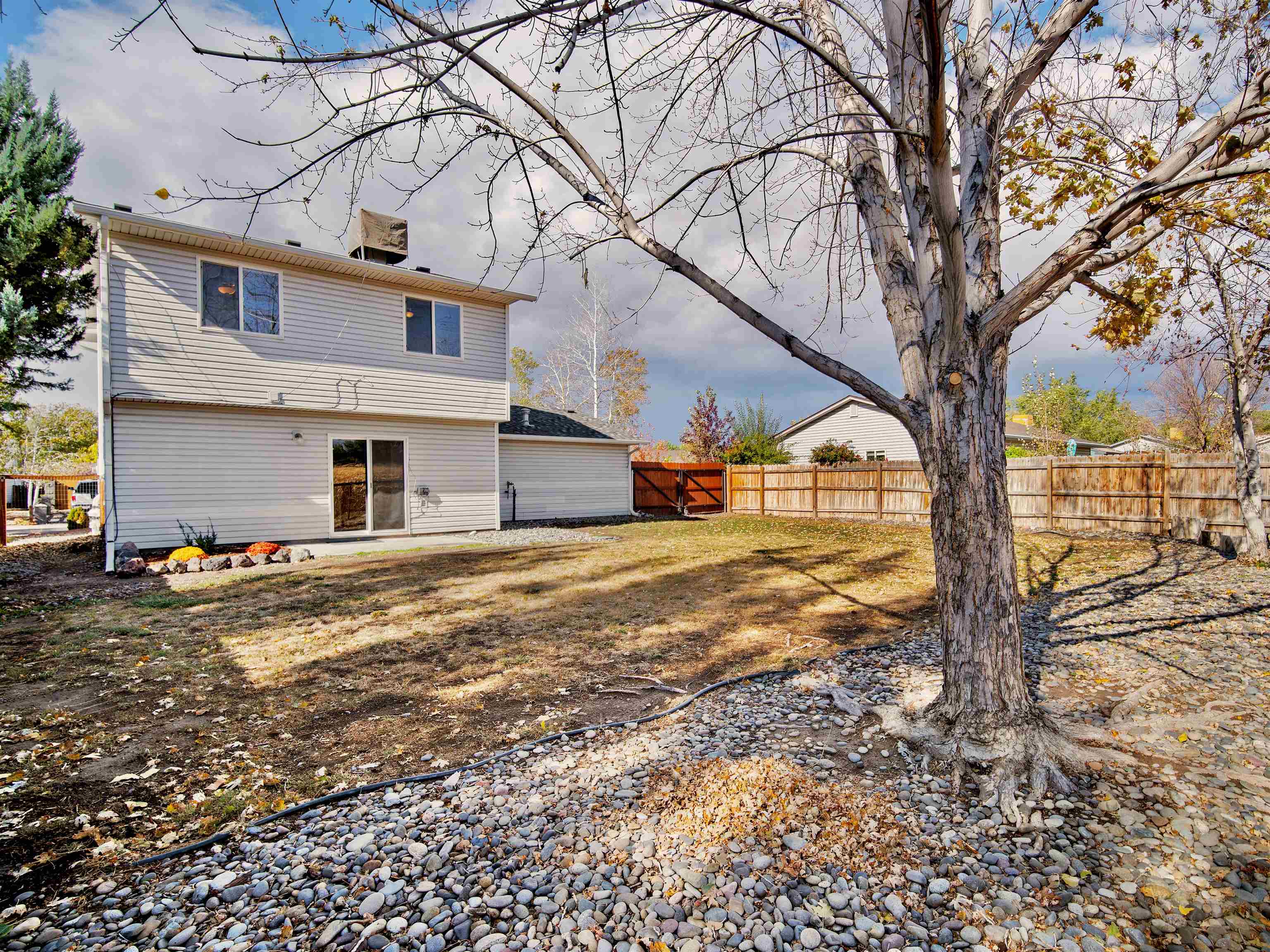 490 1/2 Aspen Grove Drive Property Photo 26