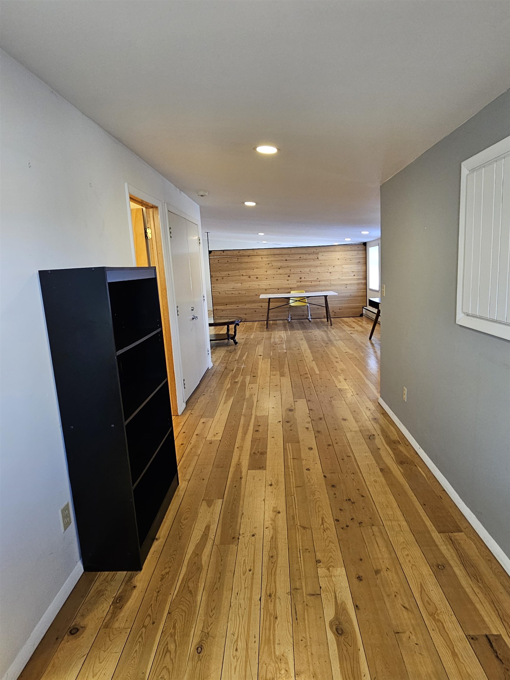 130 E Bridge Street Property Photo 10