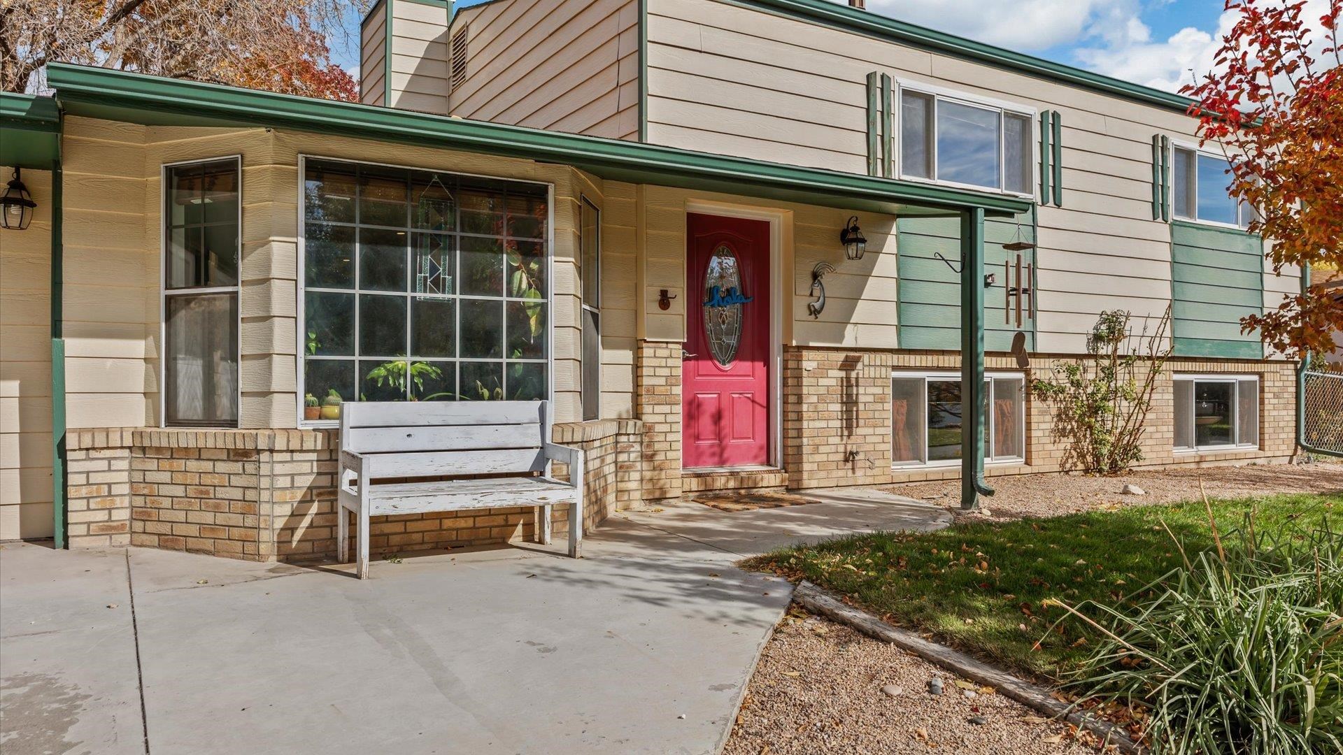 2114 Teton Road Property Photo 4