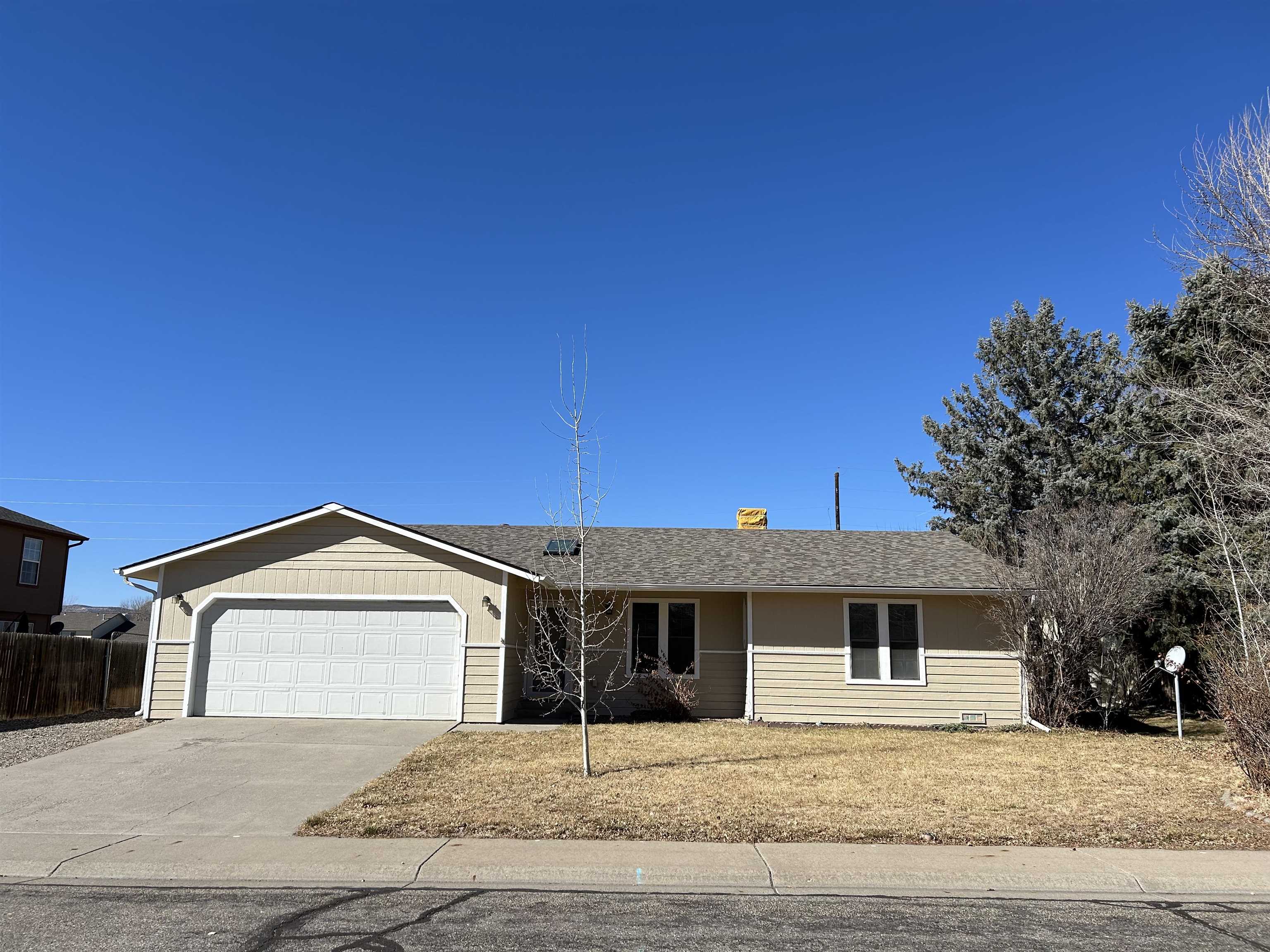 710 Pinyon Court Property Photo 1