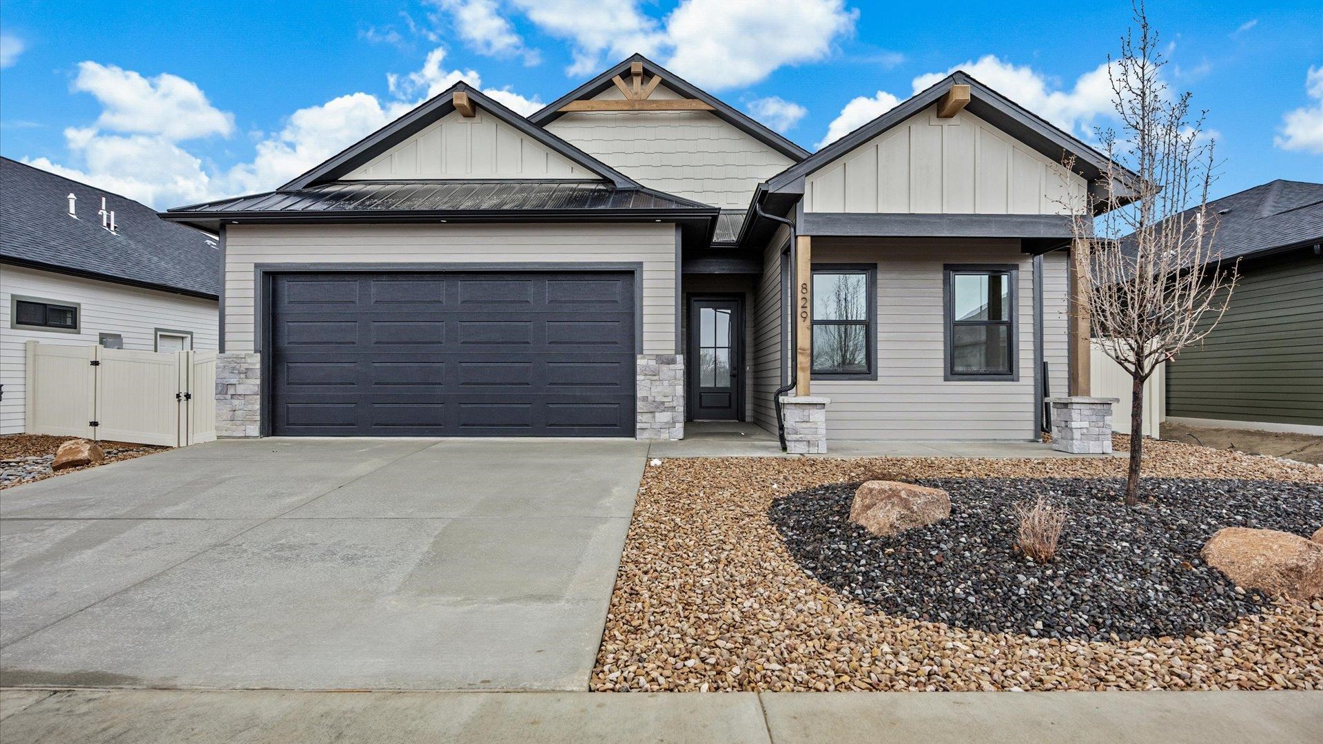829 Ambrosia Avenue Property Photo