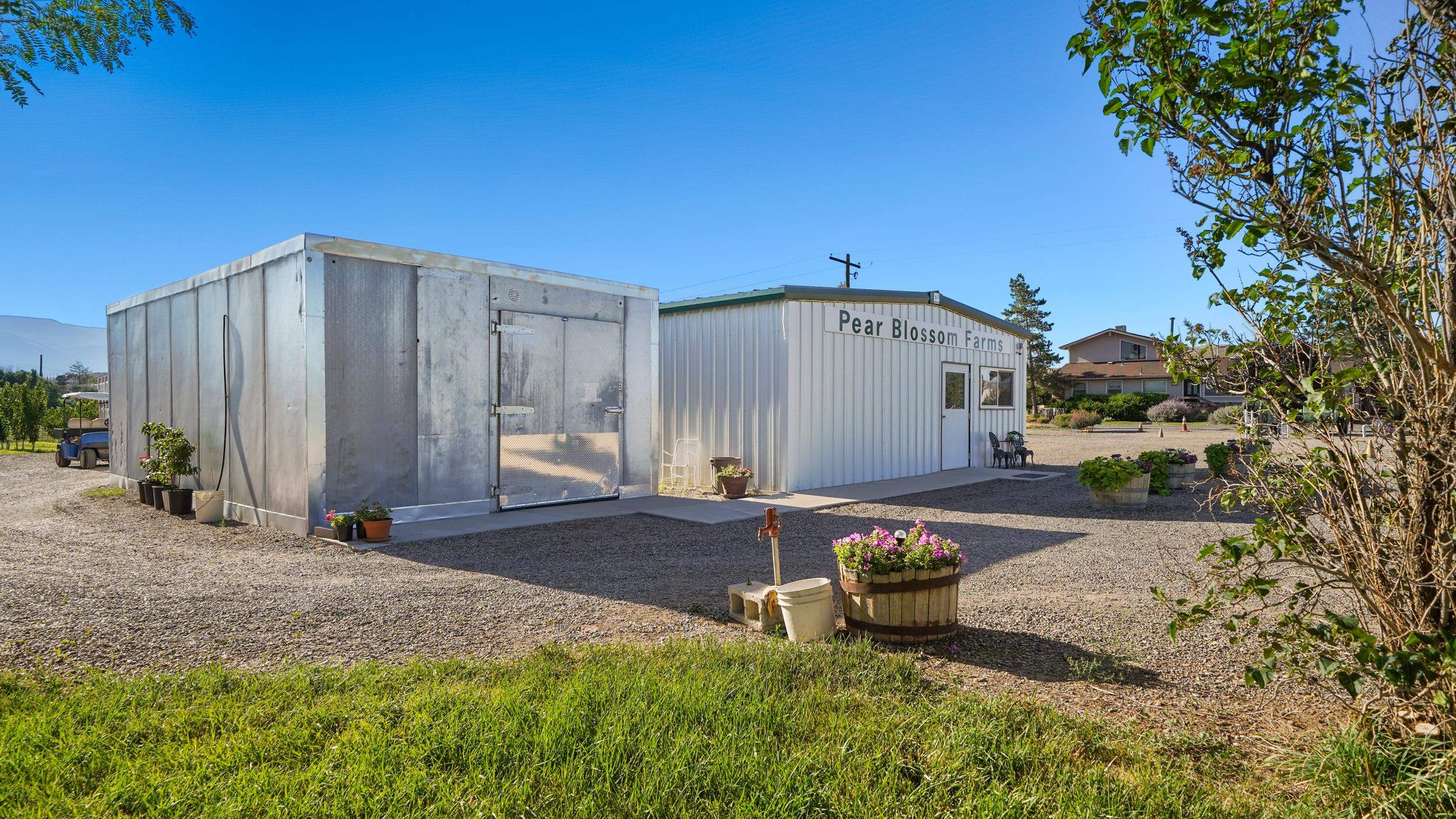 3376 C Road Property Photo 9