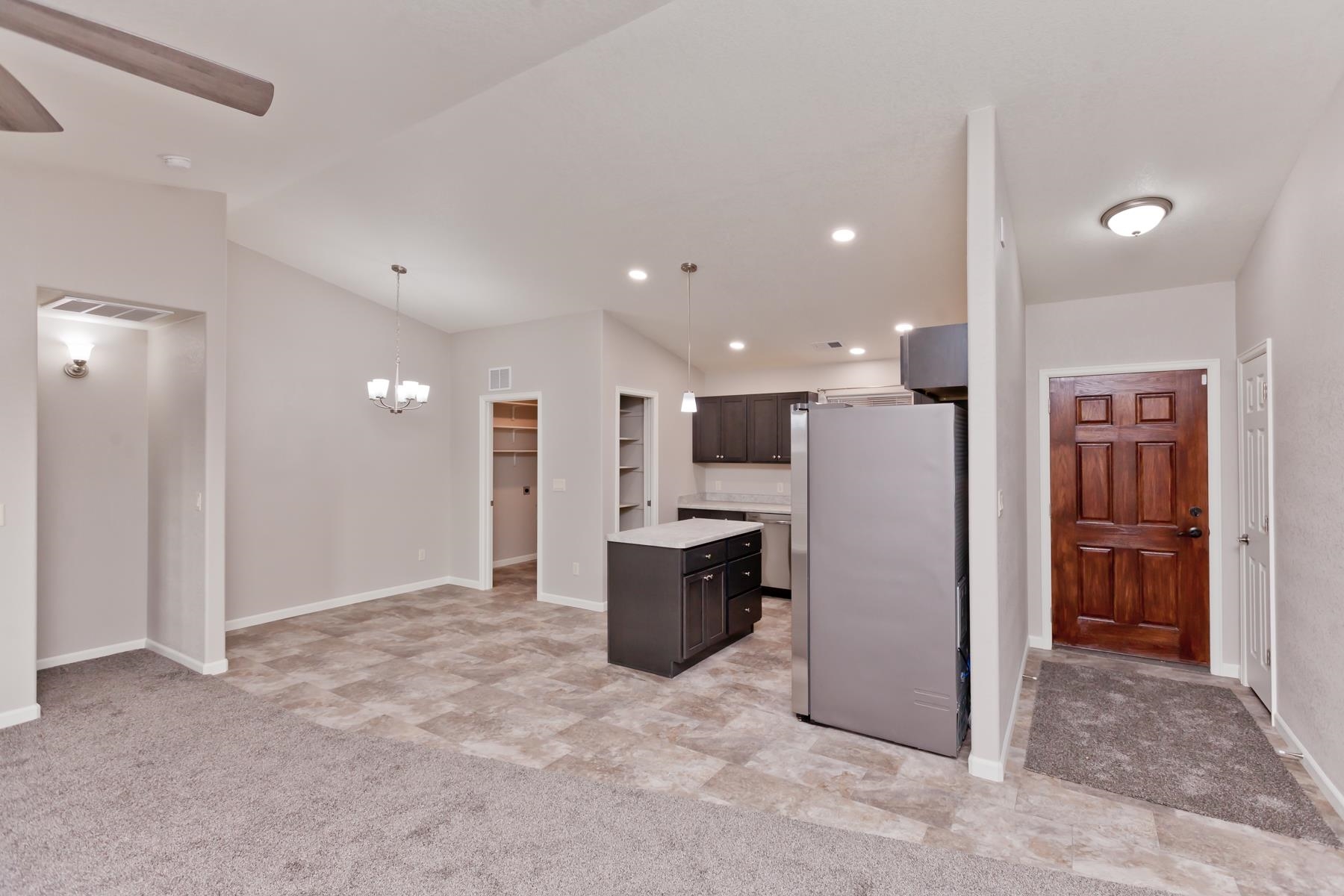 505 Pear Pond Street Property Photo 5