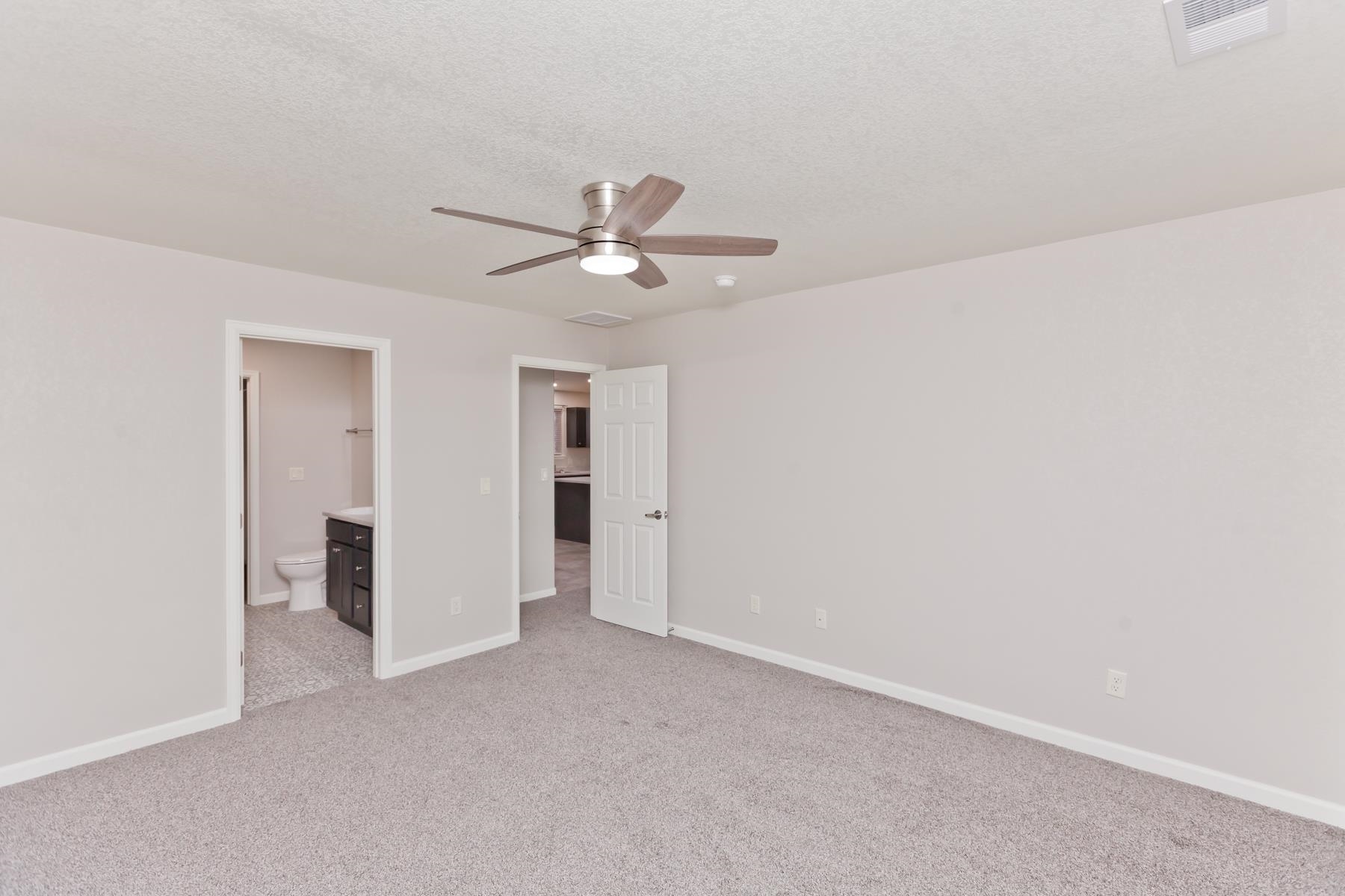 505 Pear Pond Street Property Photo 27