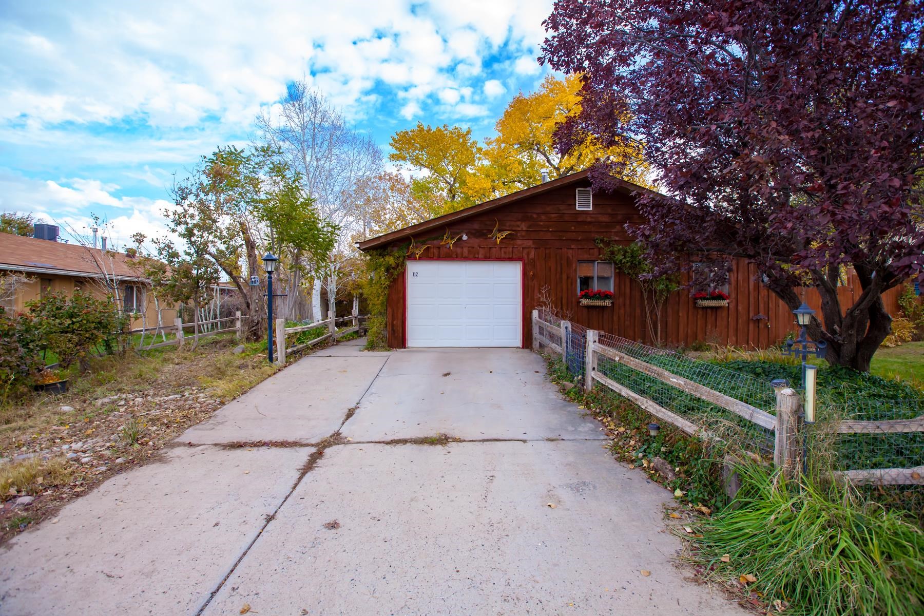 112 Whitehead Drive Property Photo 1