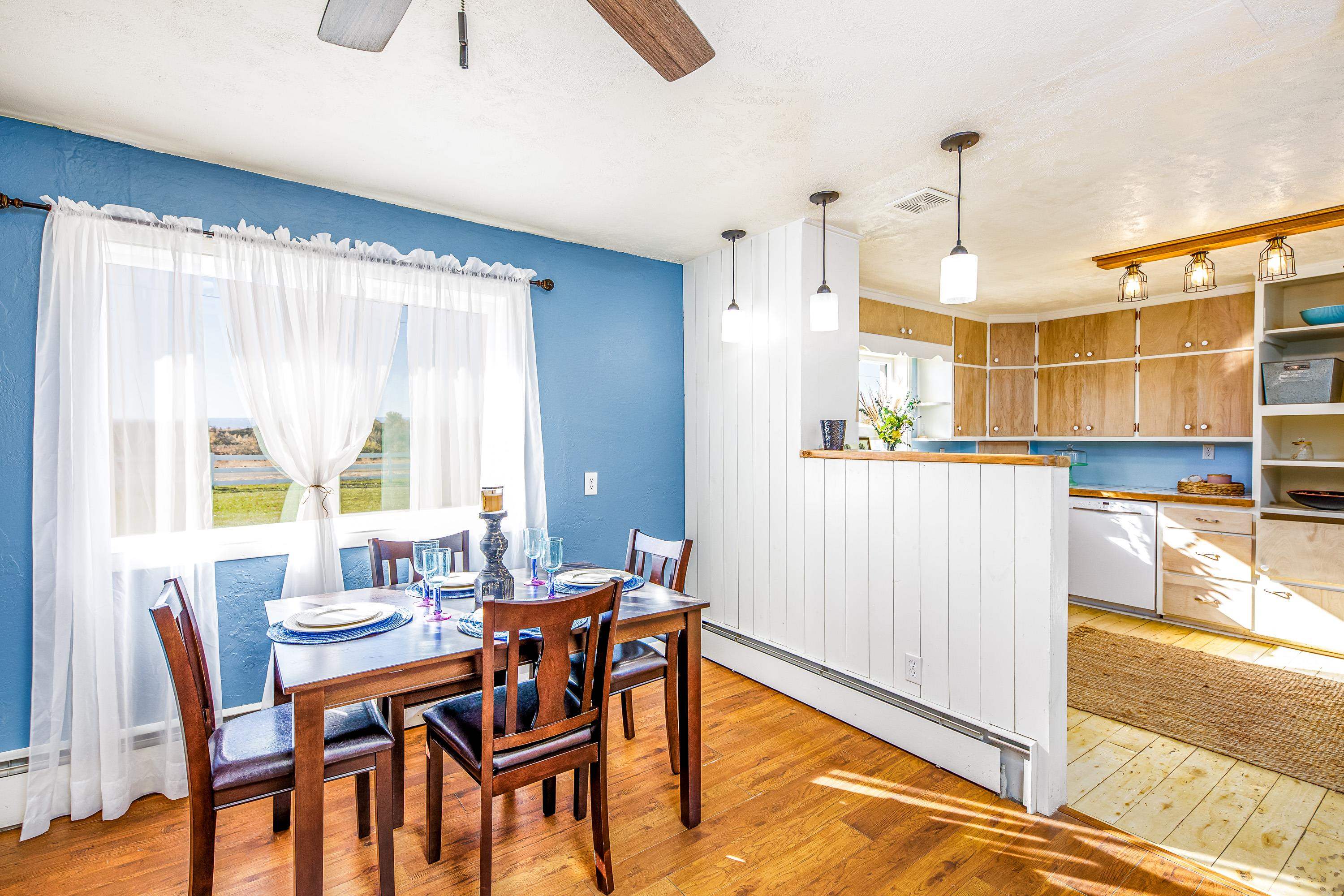 17977 B Road Property Photo 16