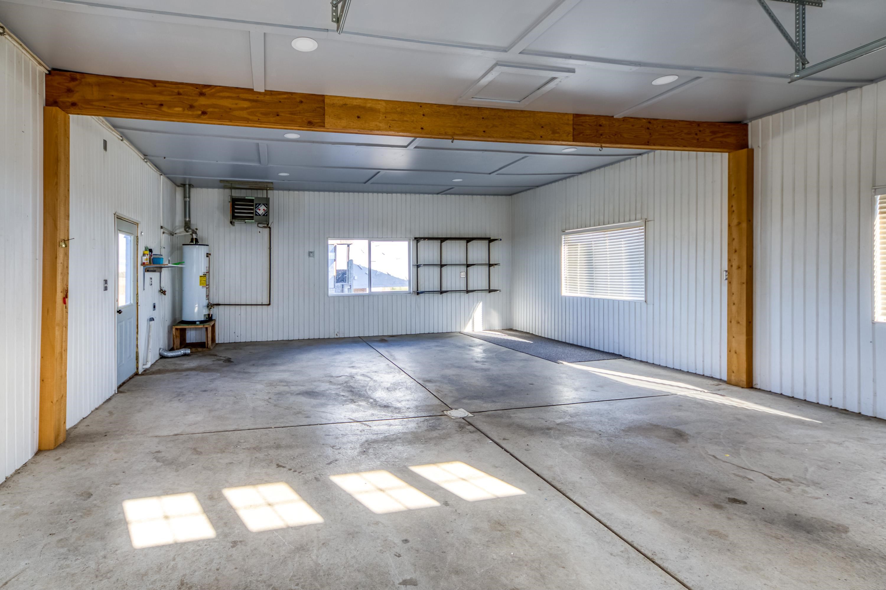 17977 B Road Property Photo 25
