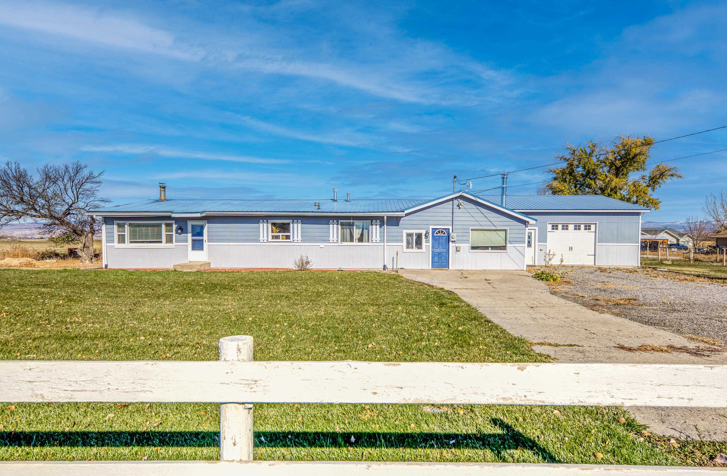 17977 B Road Property Photo 27