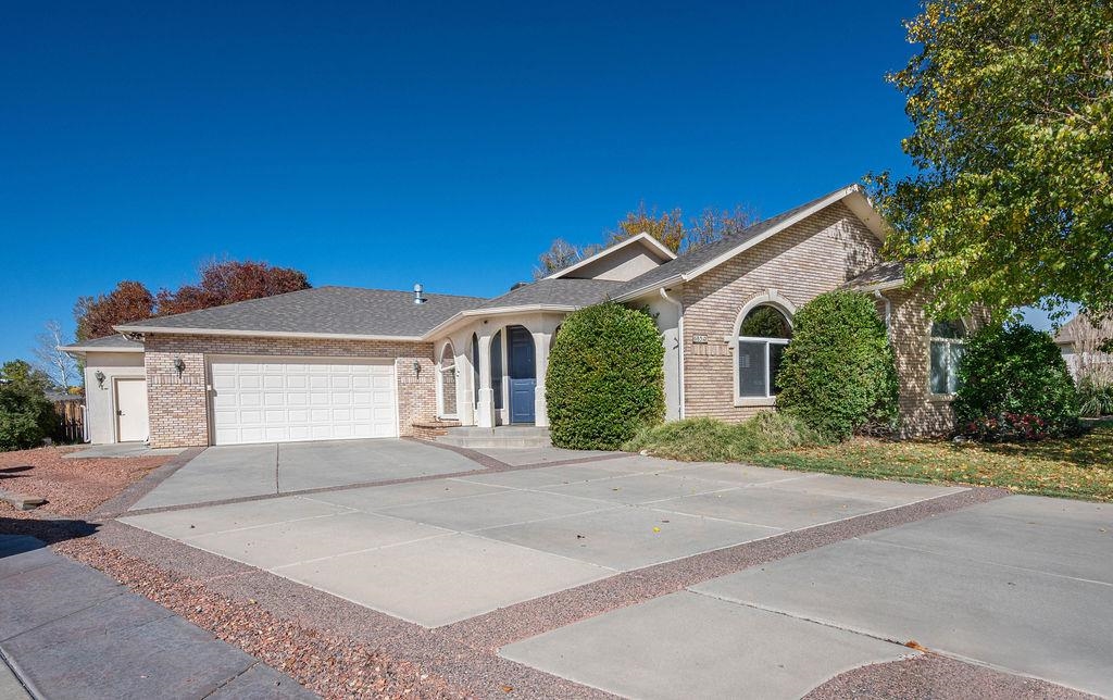 685 Moonridge Court Property Photo