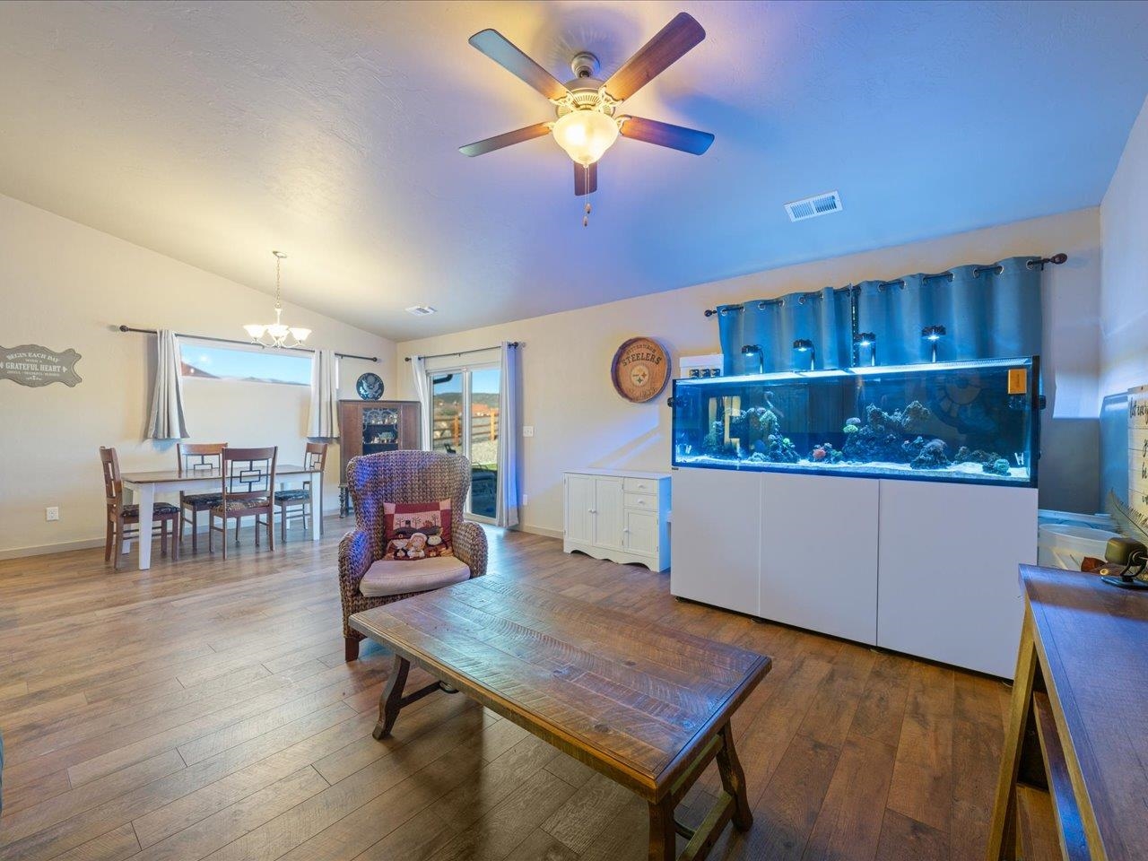 335 Se Cobblestone Court Property Photo 11