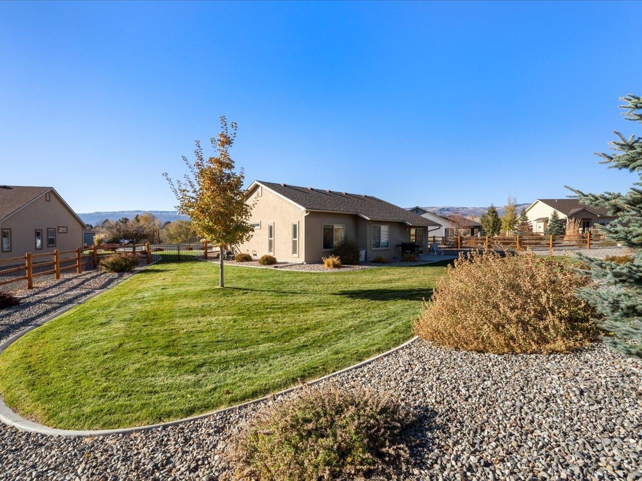 335 Se Cobblestone Court Property Photo 27