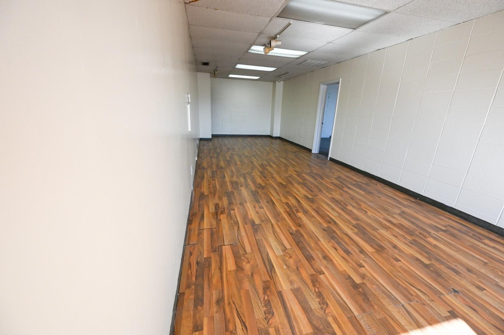 1700 I-70 Business Loop Property Photo 2