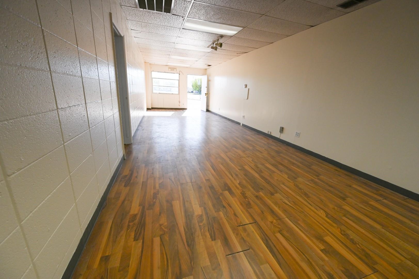 1700 I-70 Business Loop Property Photo 3