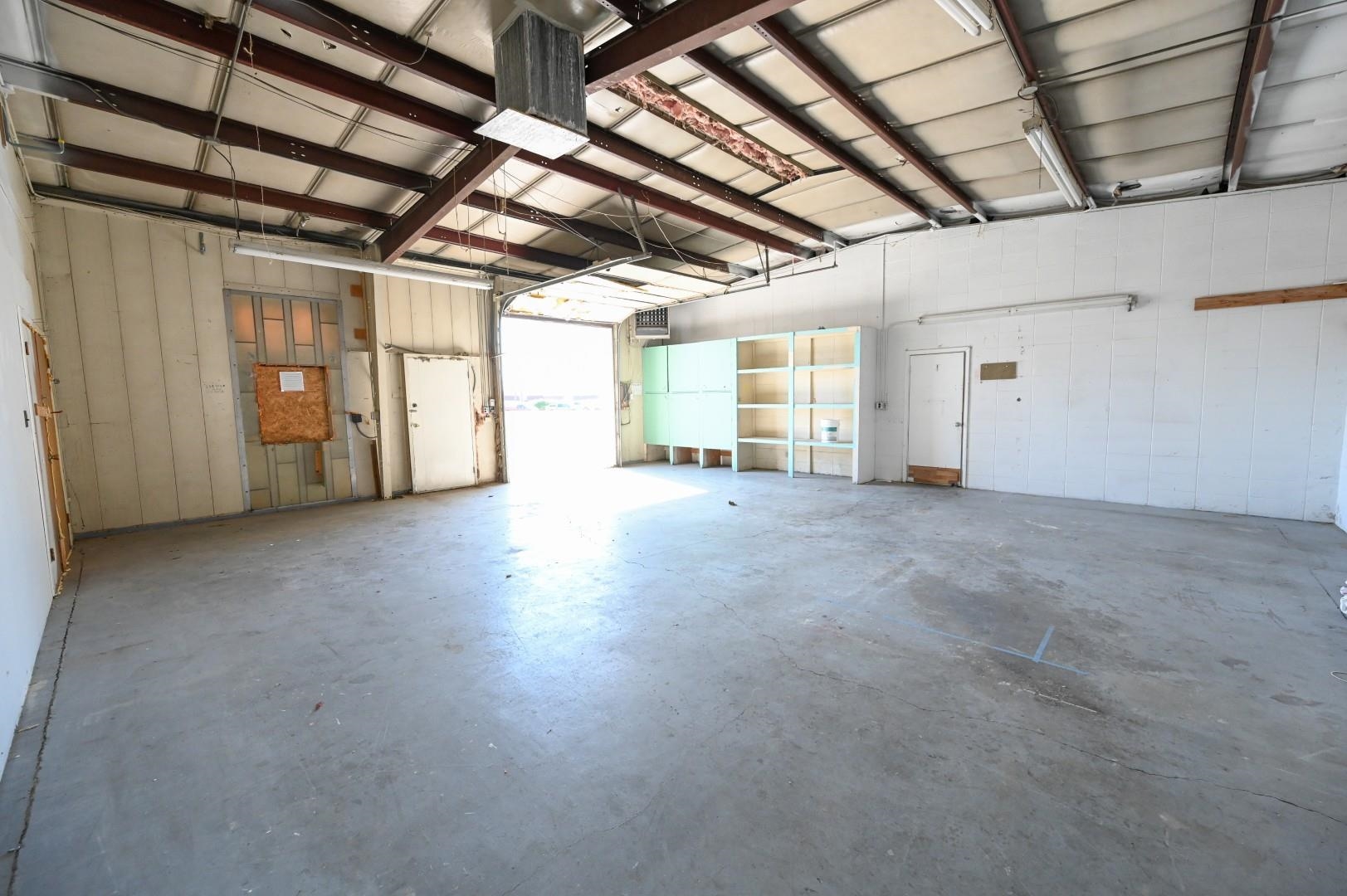 1700 I-70 Business Loop Property Photo 5