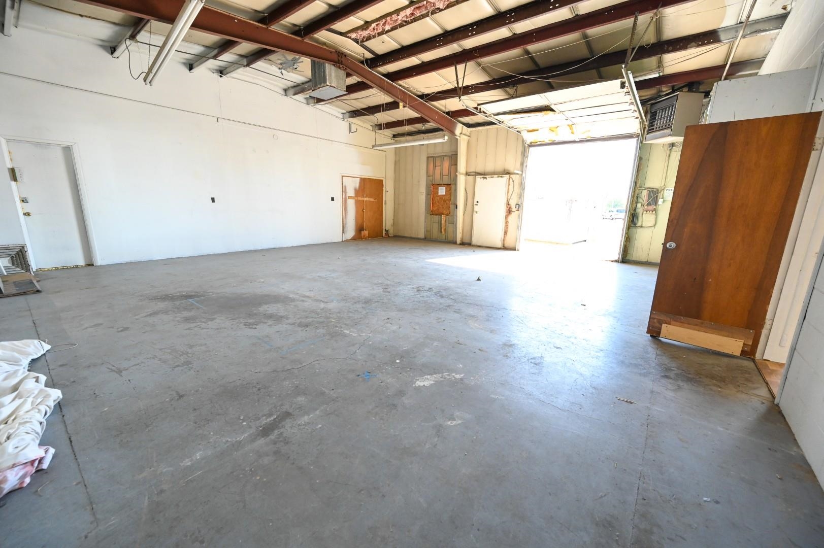 1700 I-70 Business Loop Property Photo 6