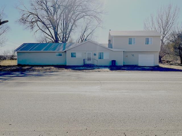 3095 B 1/2 Road Property Photo 1