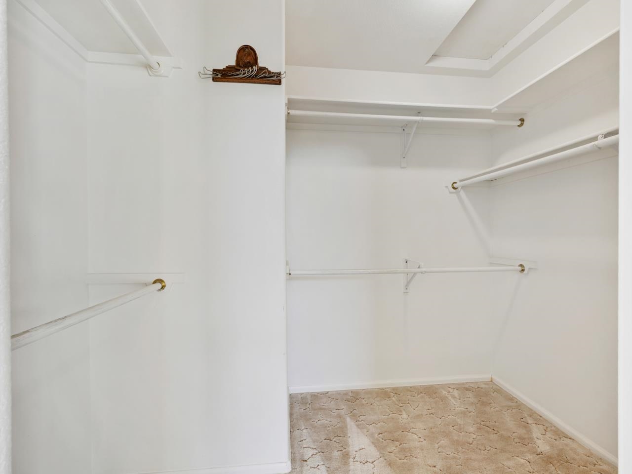 410 Comstock Drive Property Photo 14