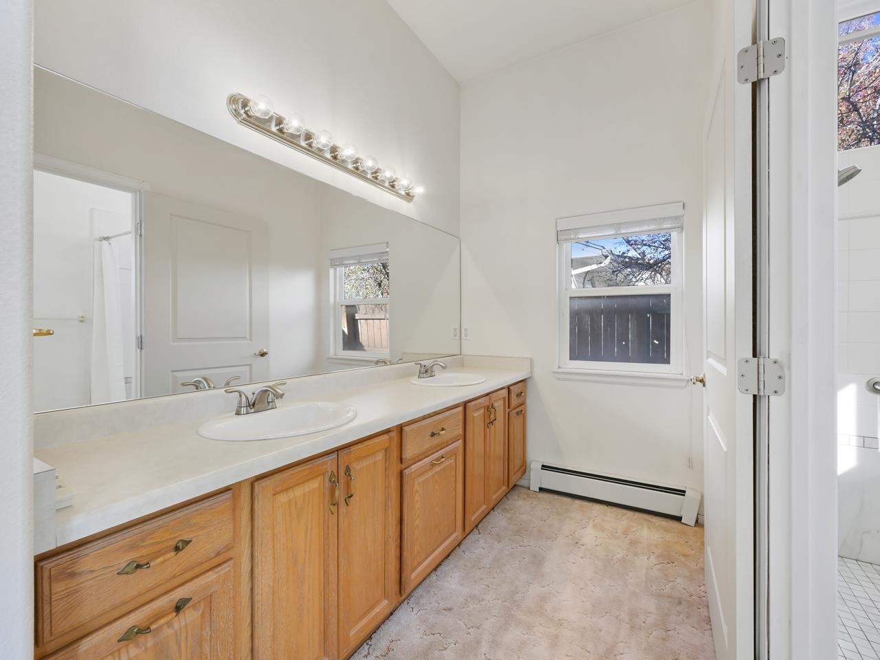 410 Comstock Drive Property Photo 15