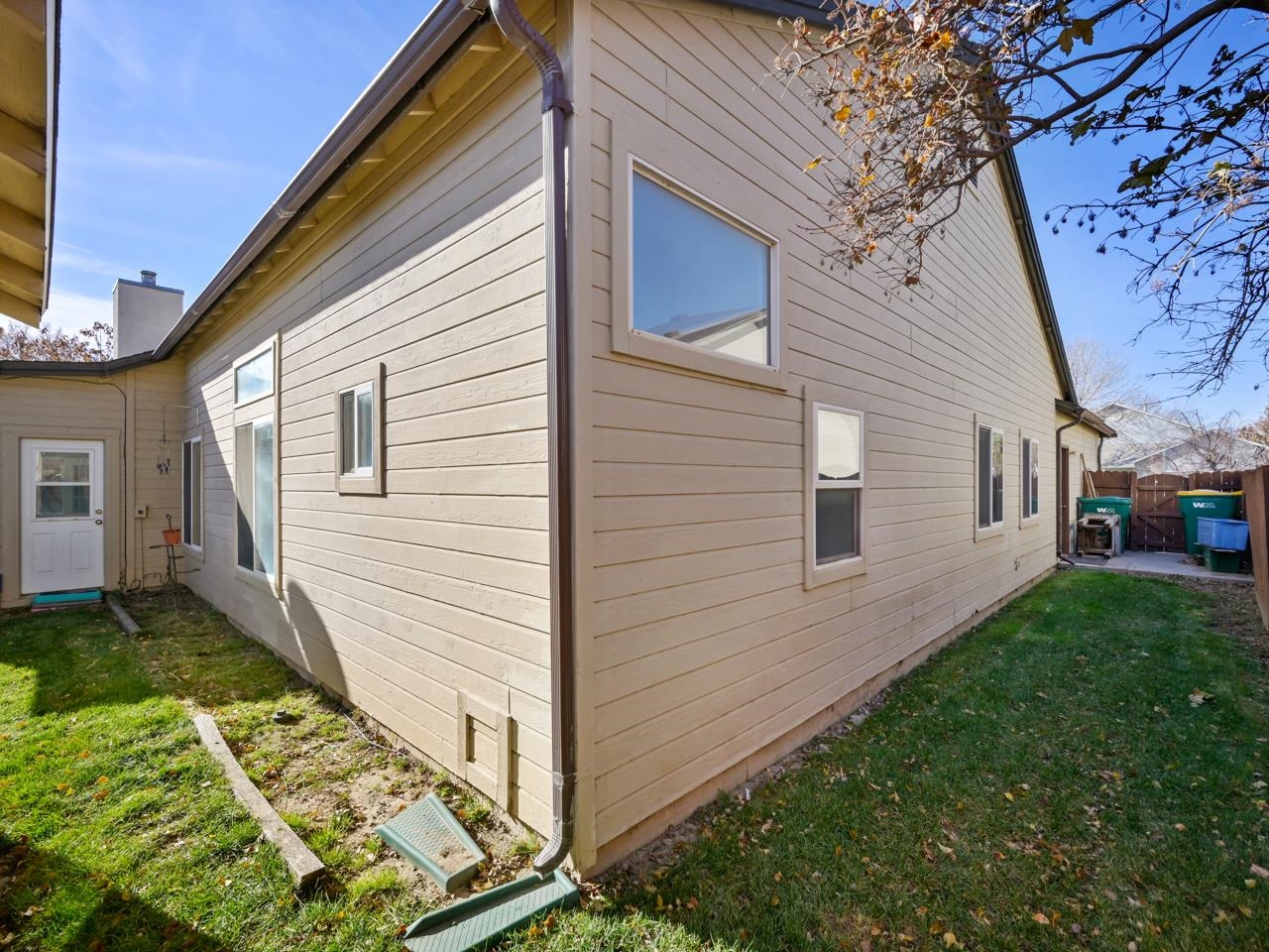 410 Comstock Drive Property Photo 26
