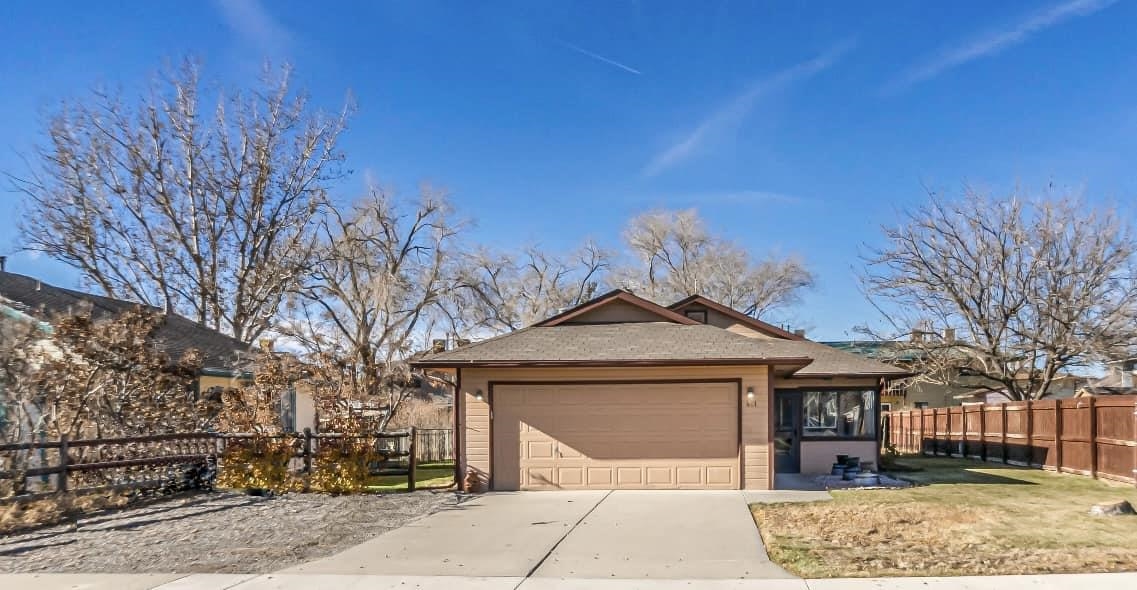 481 Green Acres Street Property Photo 1