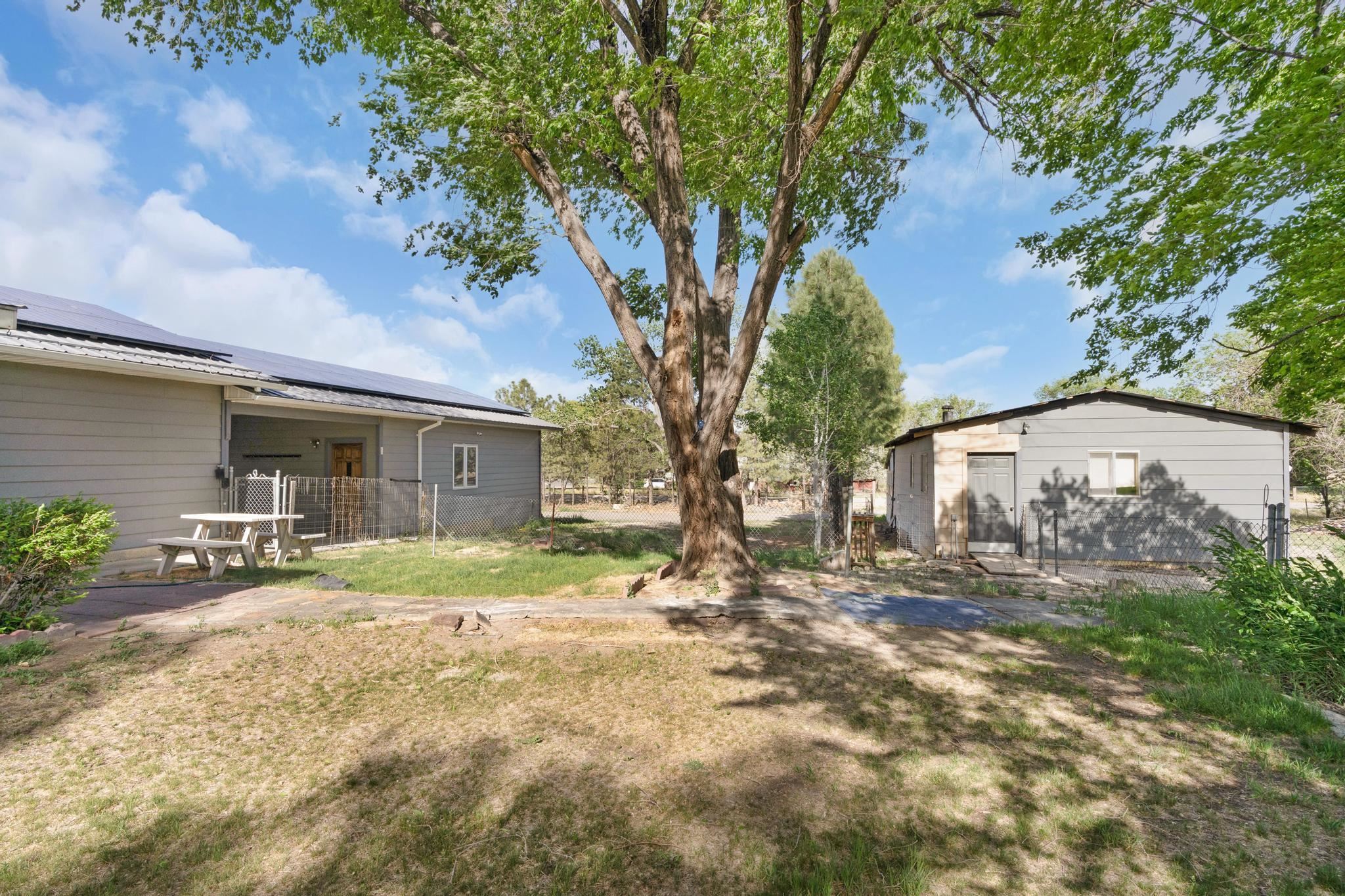 60918 Gunnison Avenue Property Photo 5