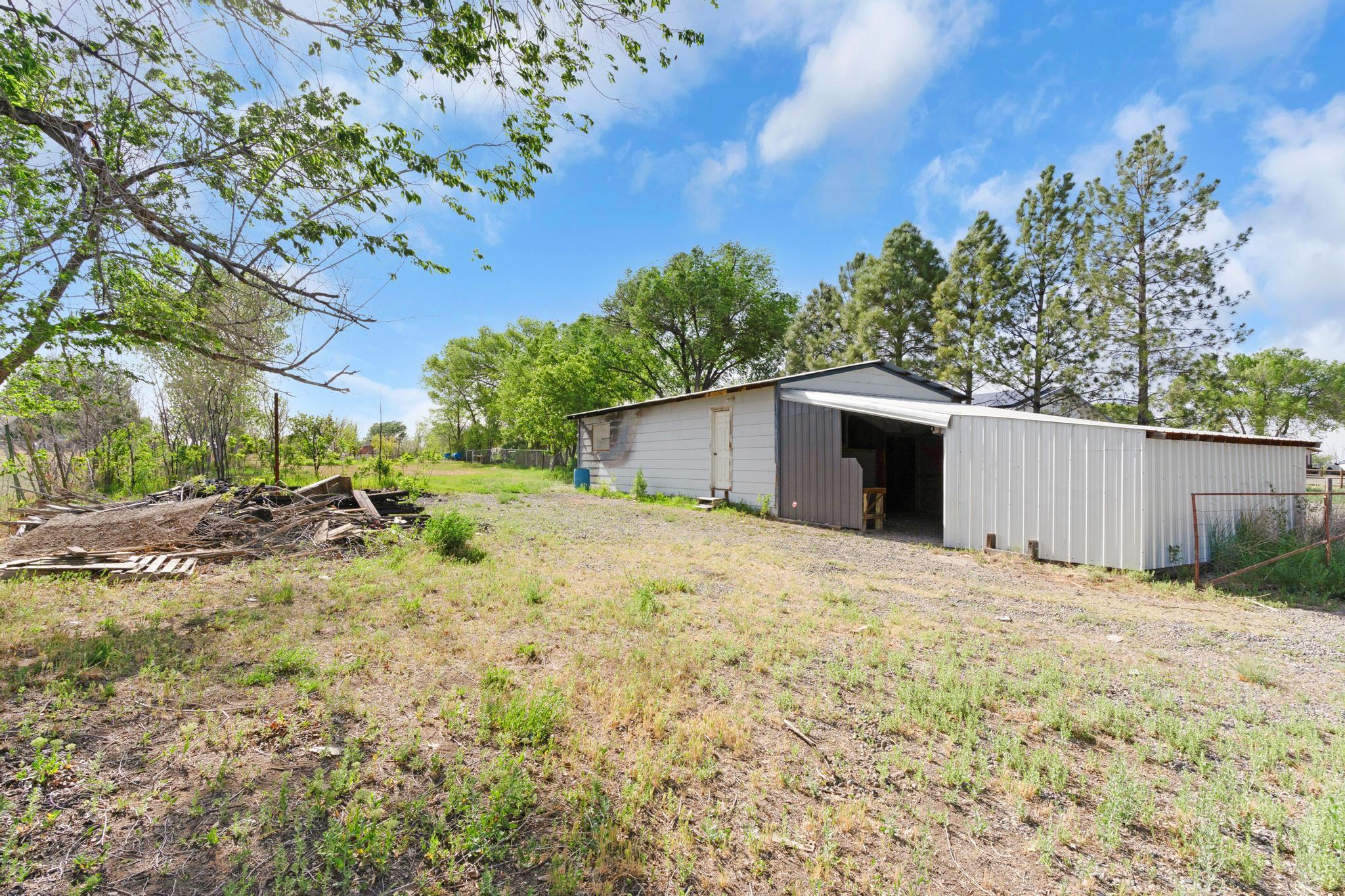 60918 Gunnison Avenue Property Photo 9