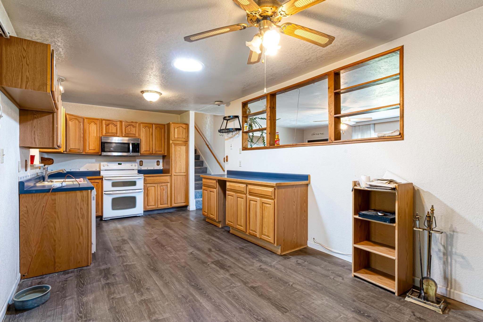 60918 Gunnison Avenue Property Photo 18