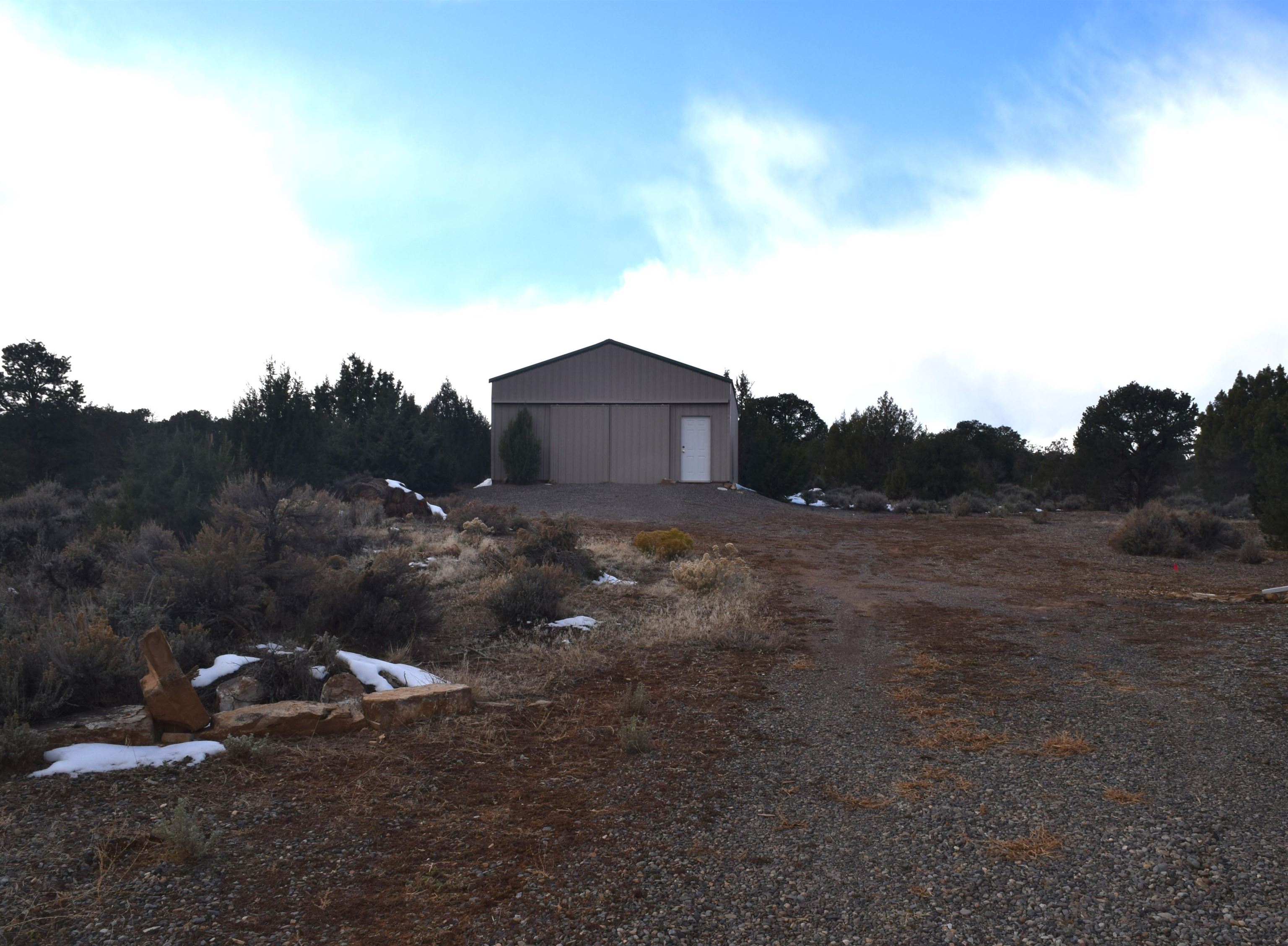 501 Shana Lane Property Photo 5