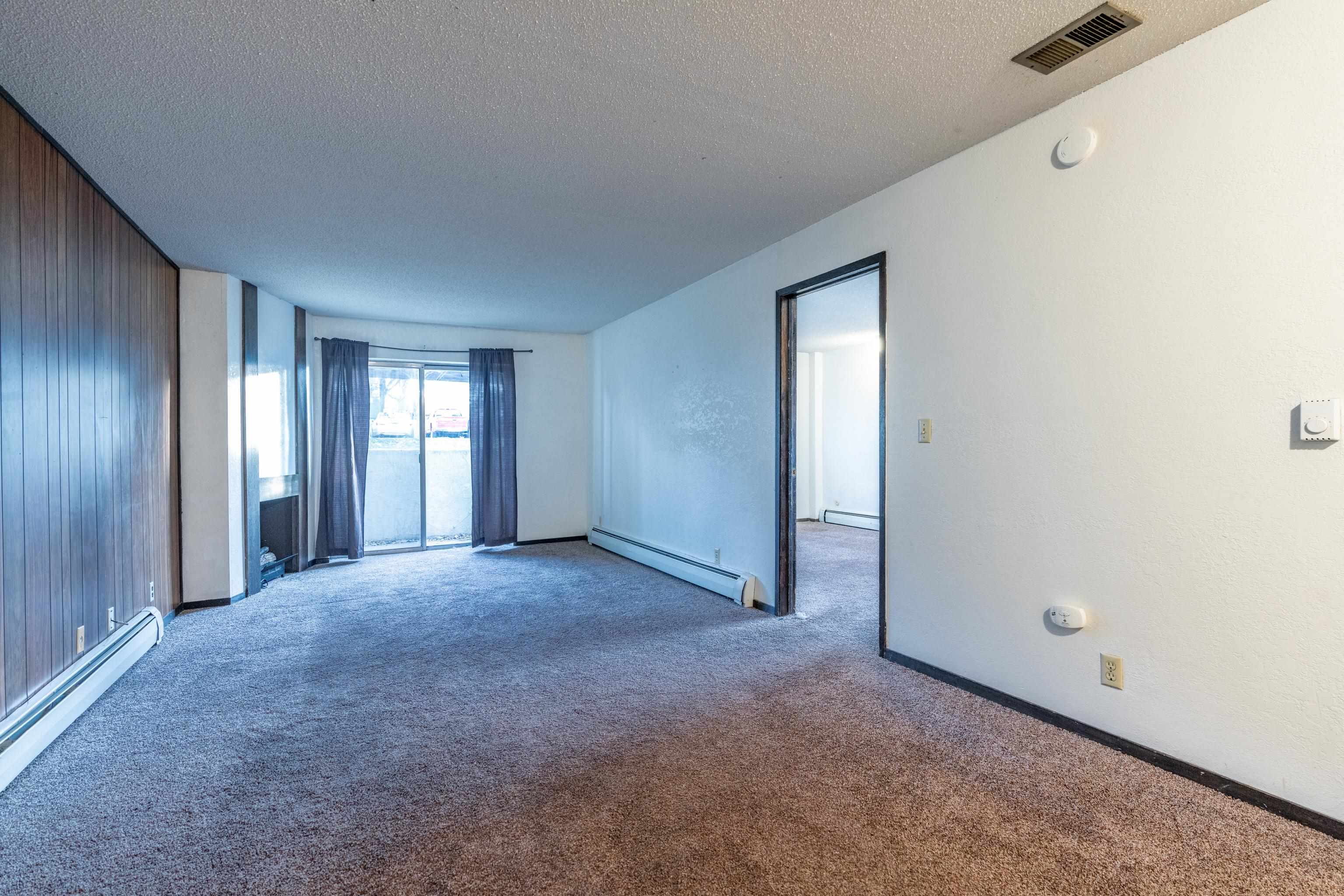 3150 Lakeside Drive Property Photo 6