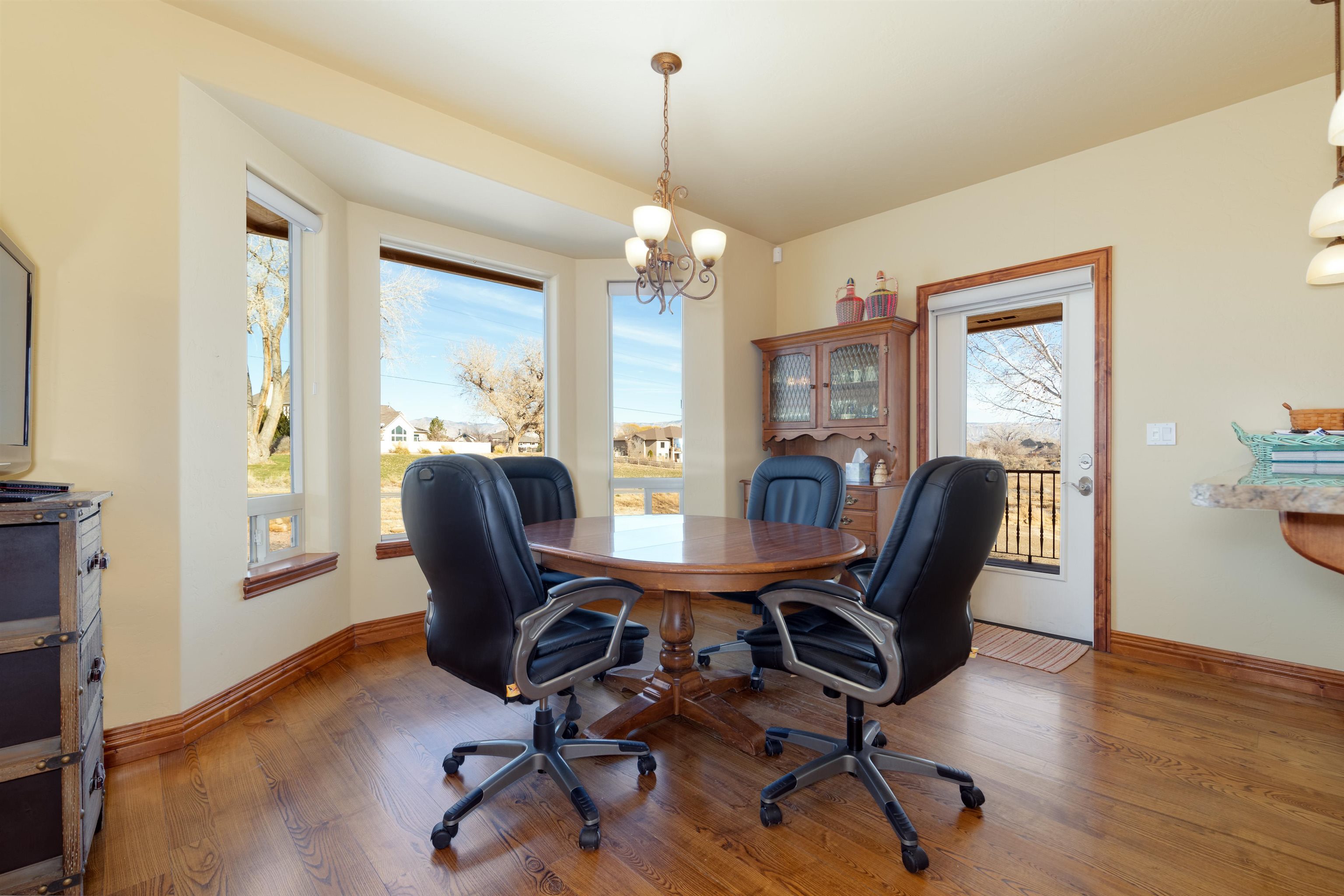 998 Kestrel Court Property Photo 11