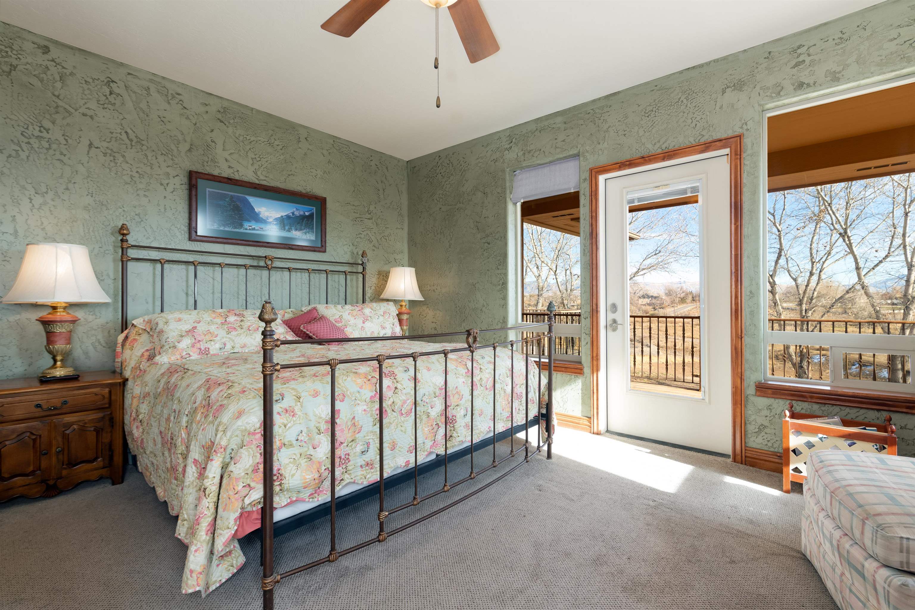 998 Kestrel Court Property Photo 15