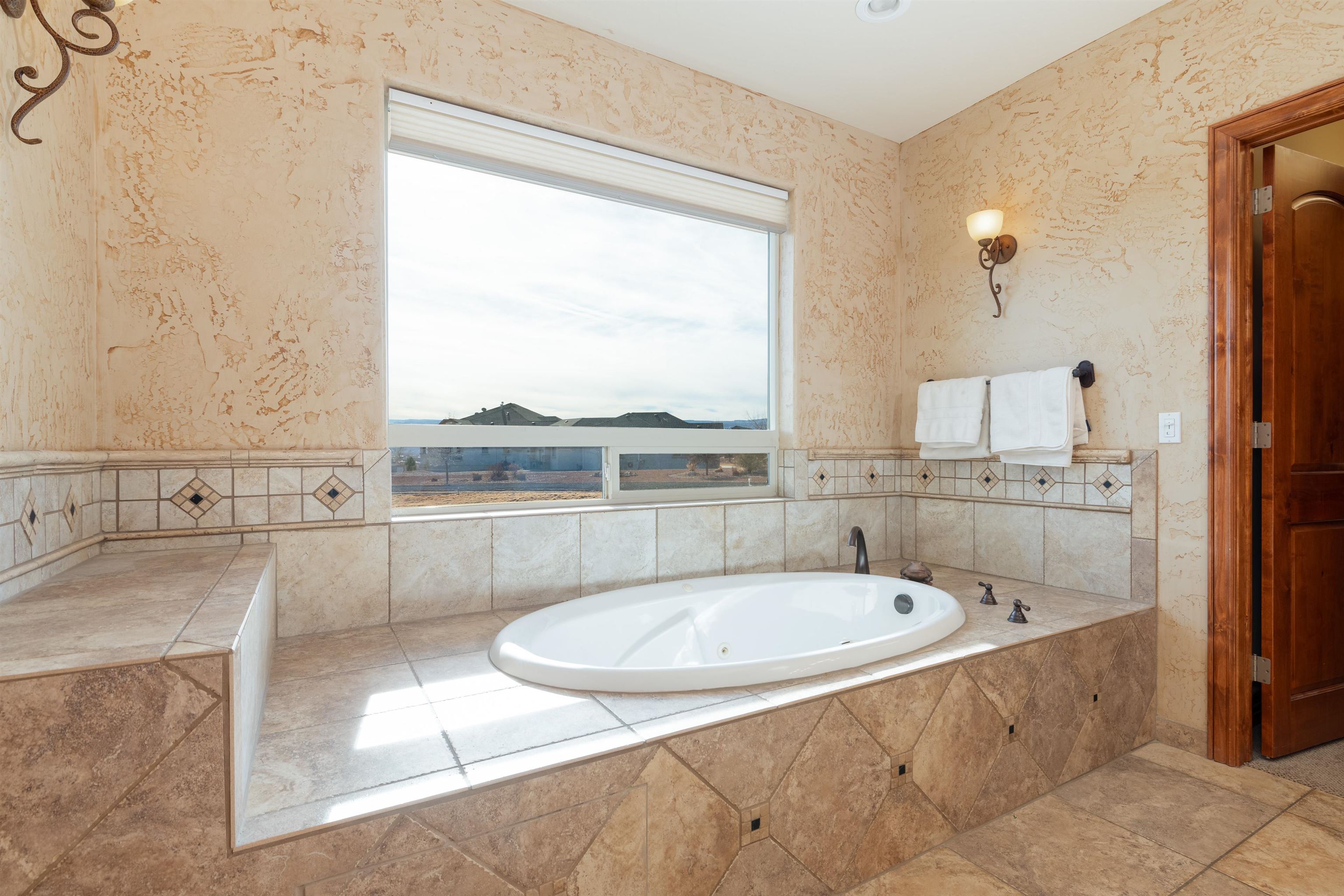 998 Kestrel Court Property Photo 17