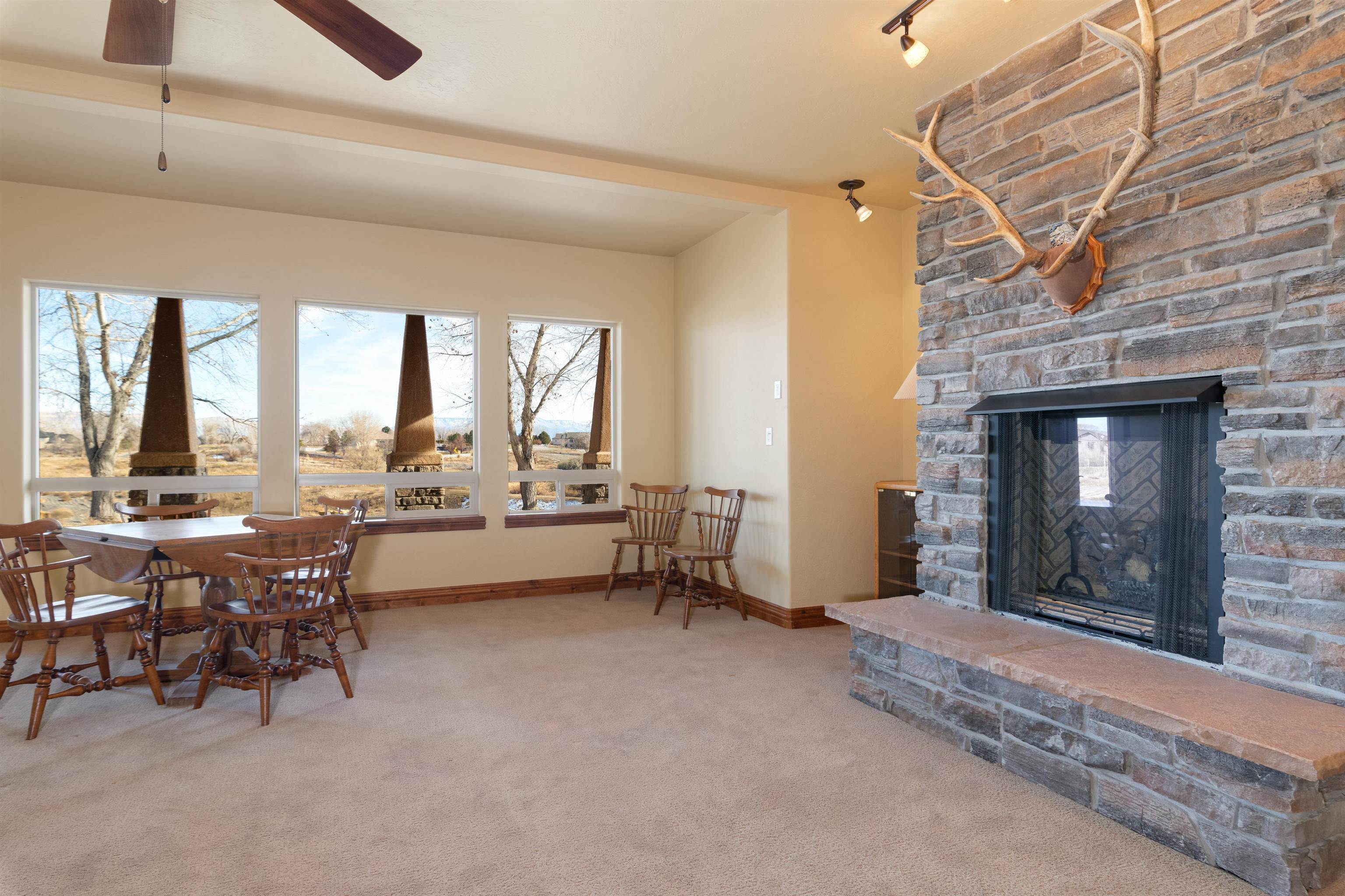 998 Kestrel Court Property Photo 22