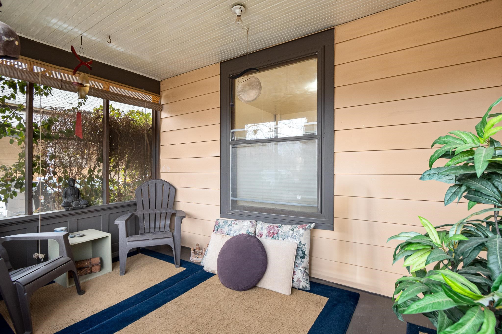 1035 White Avenue Property Photo 3