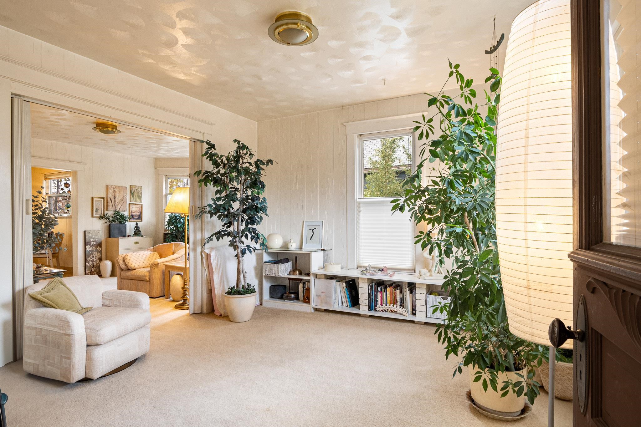 1035 White Avenue Property Photo 4