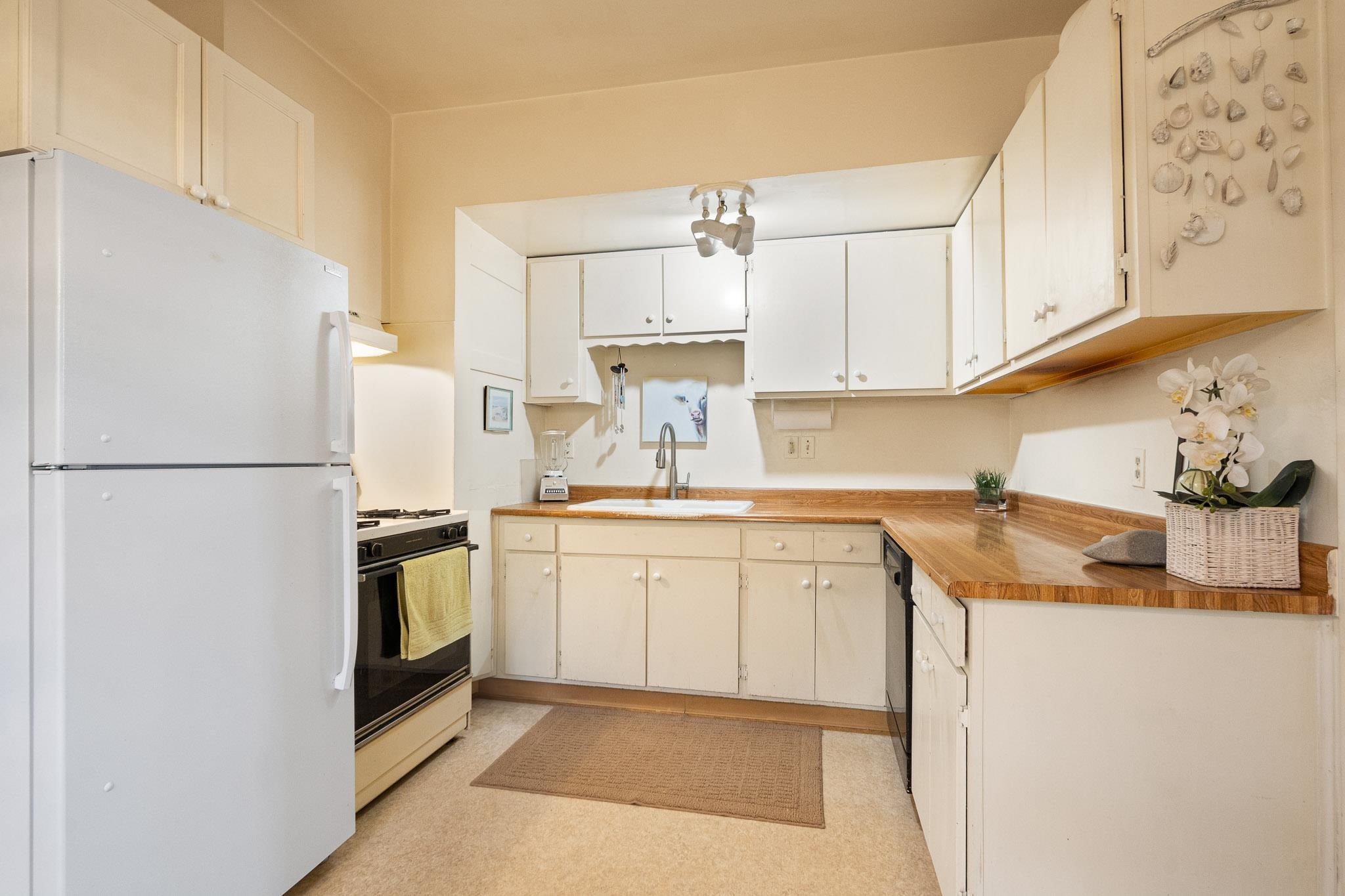 1035 White Avenue Property Photo 15