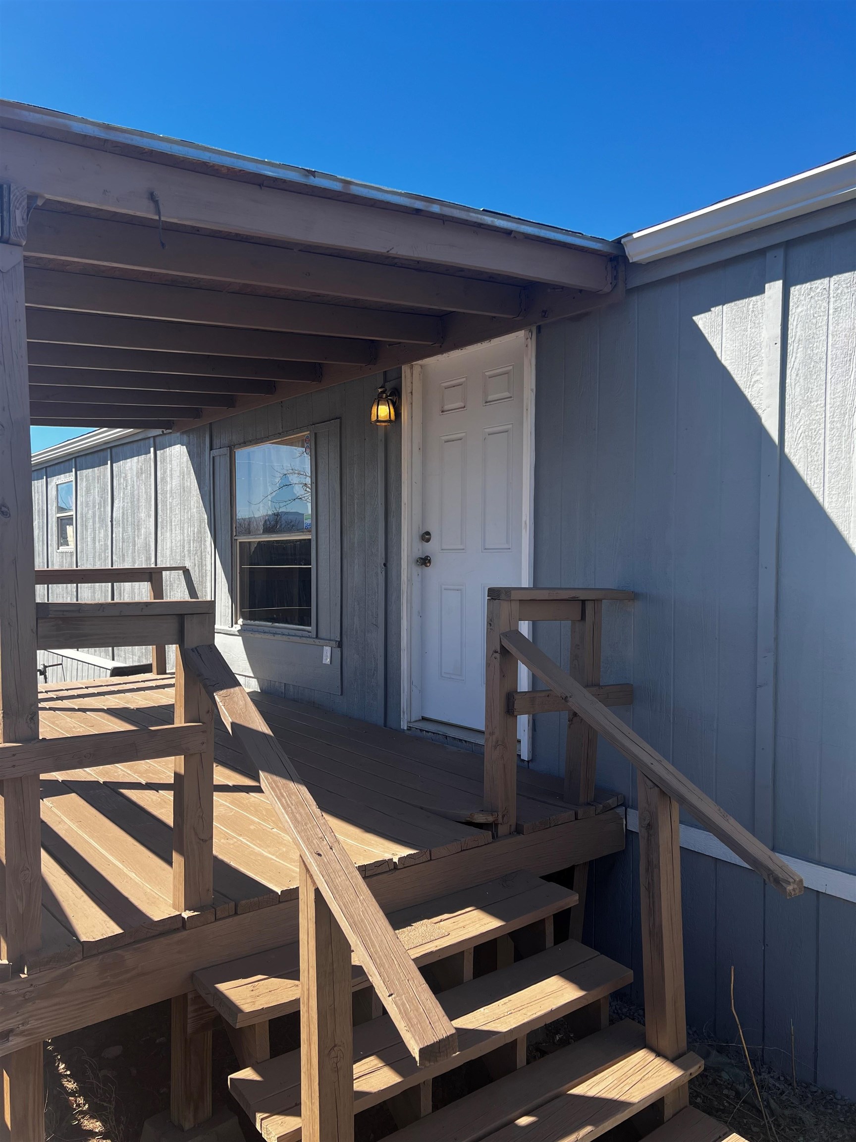 1037 Carbonera Avenue Property Photo 2