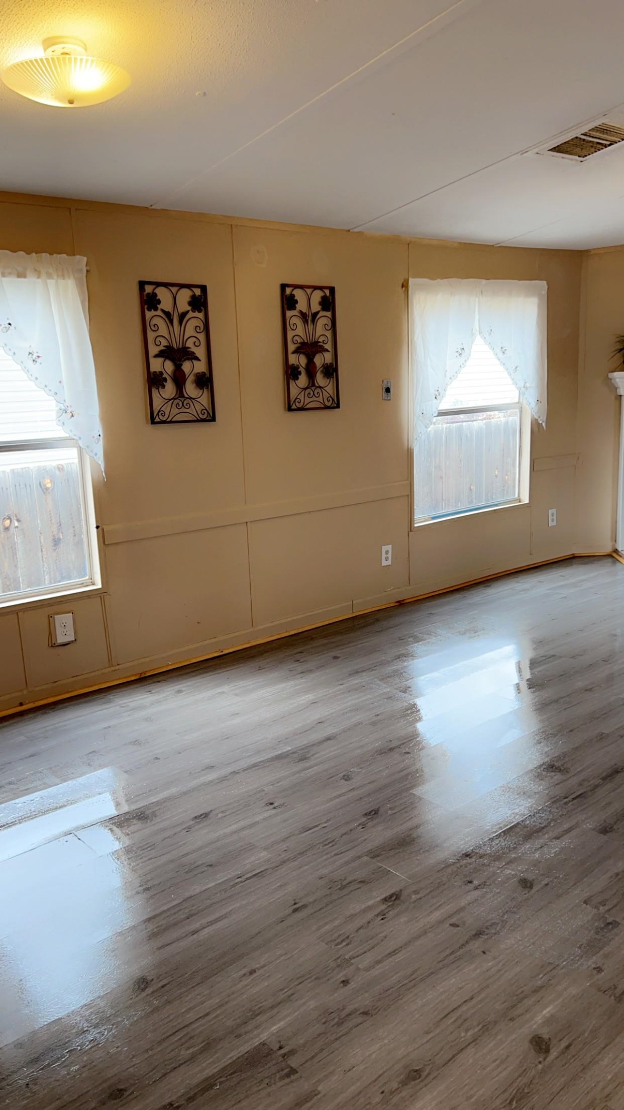 1037 Carbonera Avenue Property Photo 8