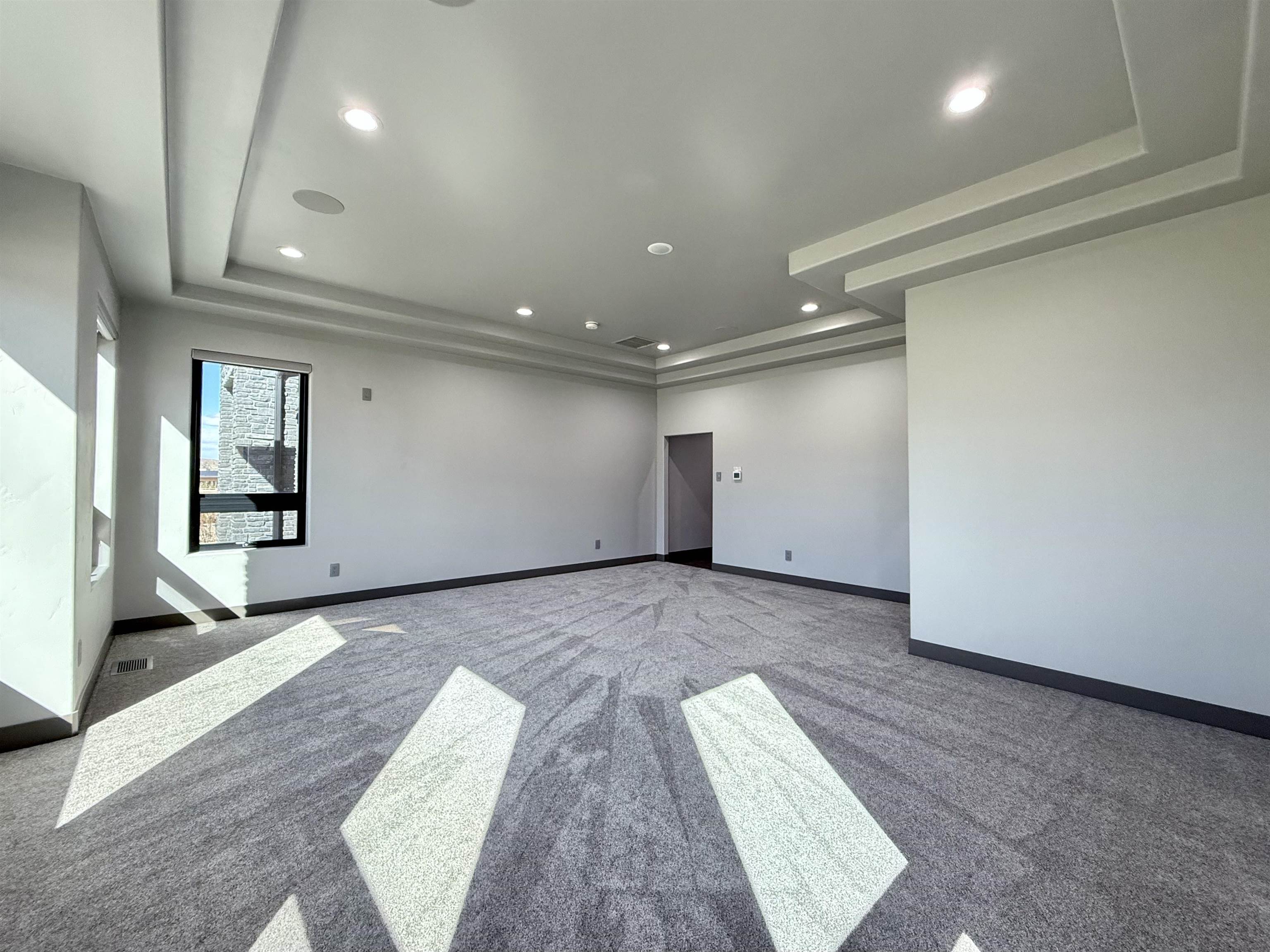 664 Ellen Drive Property Photo 19