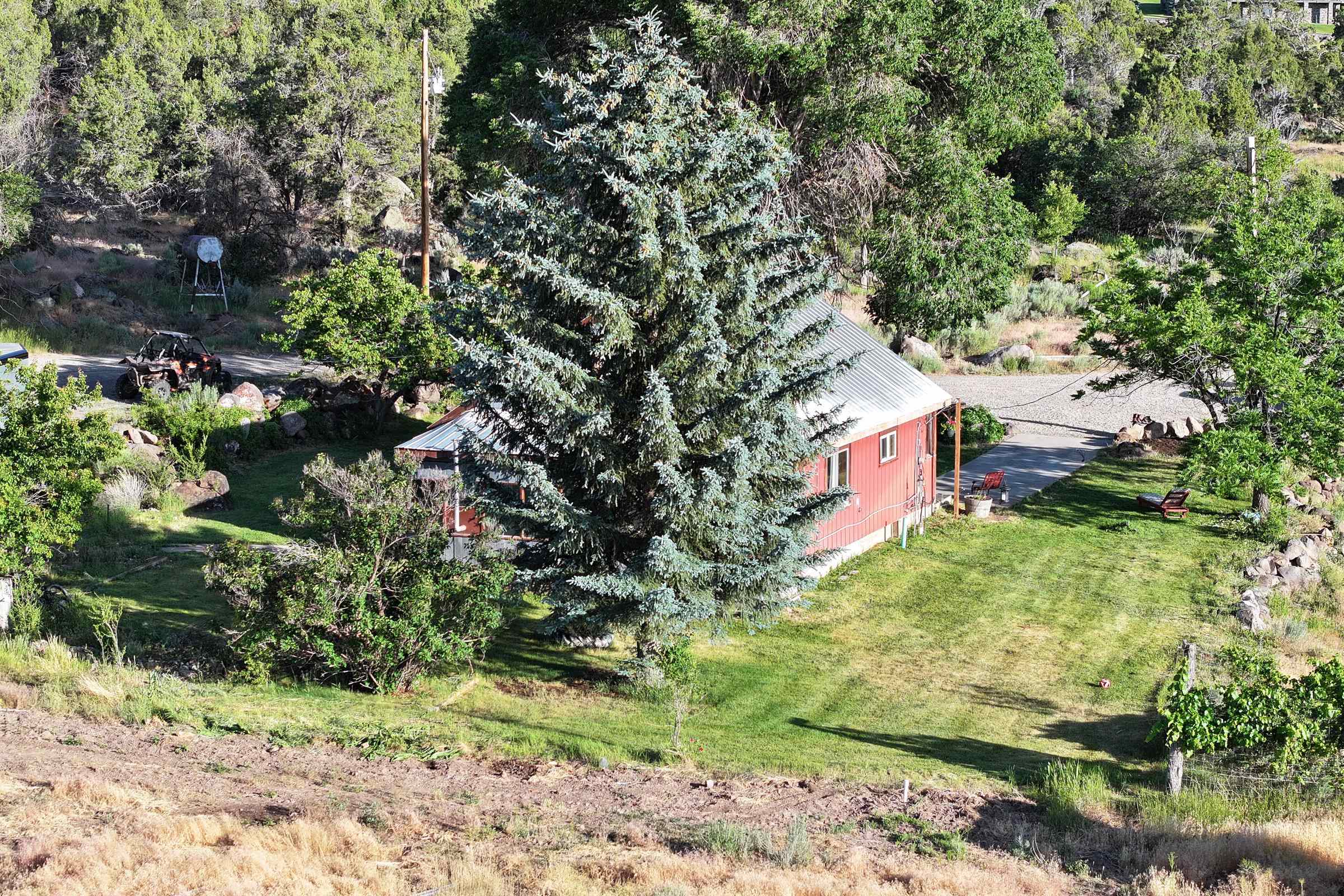 10519 52 1/2 Road Property Photo 30