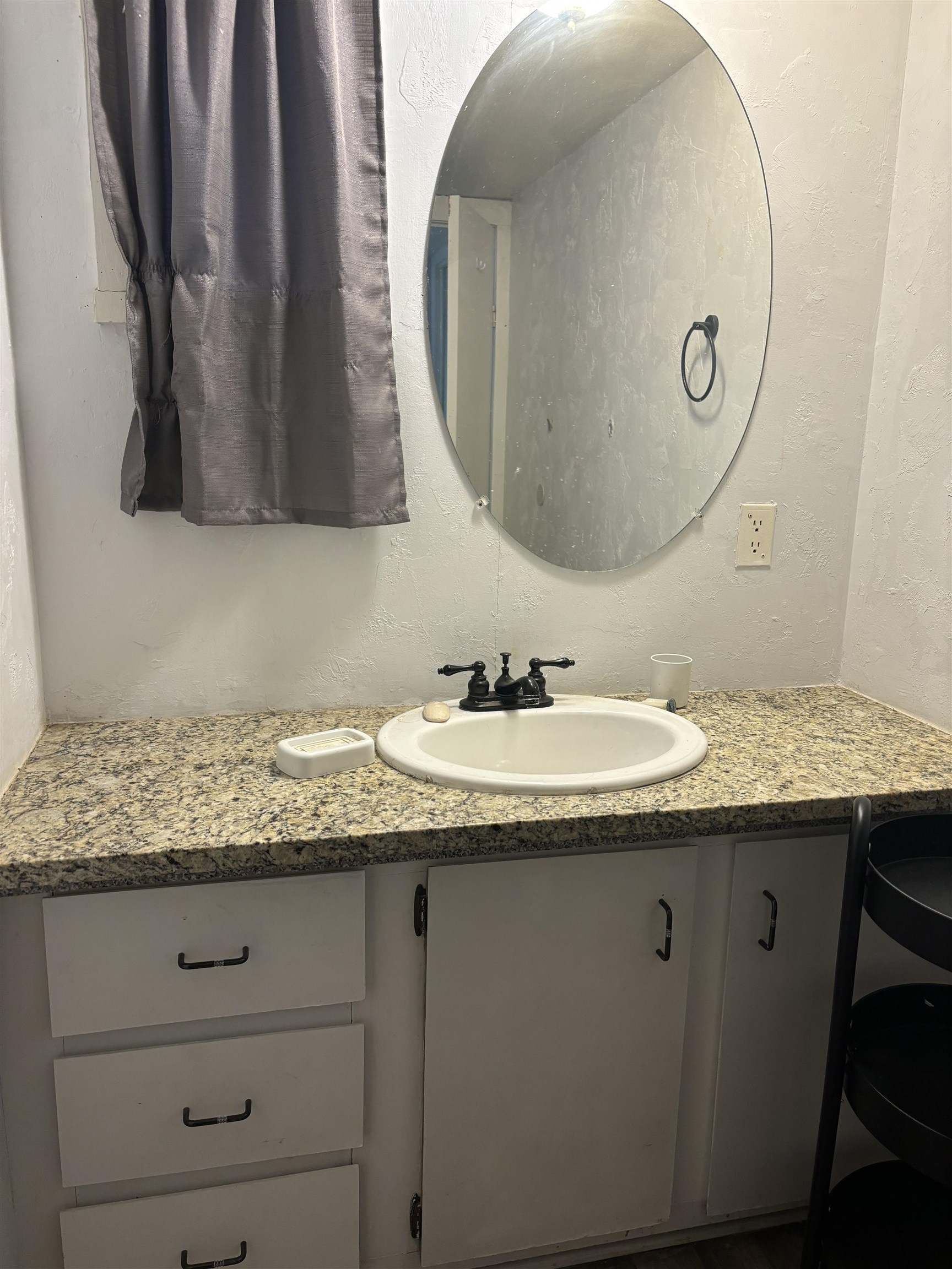 3268 E Road Property Photo 27