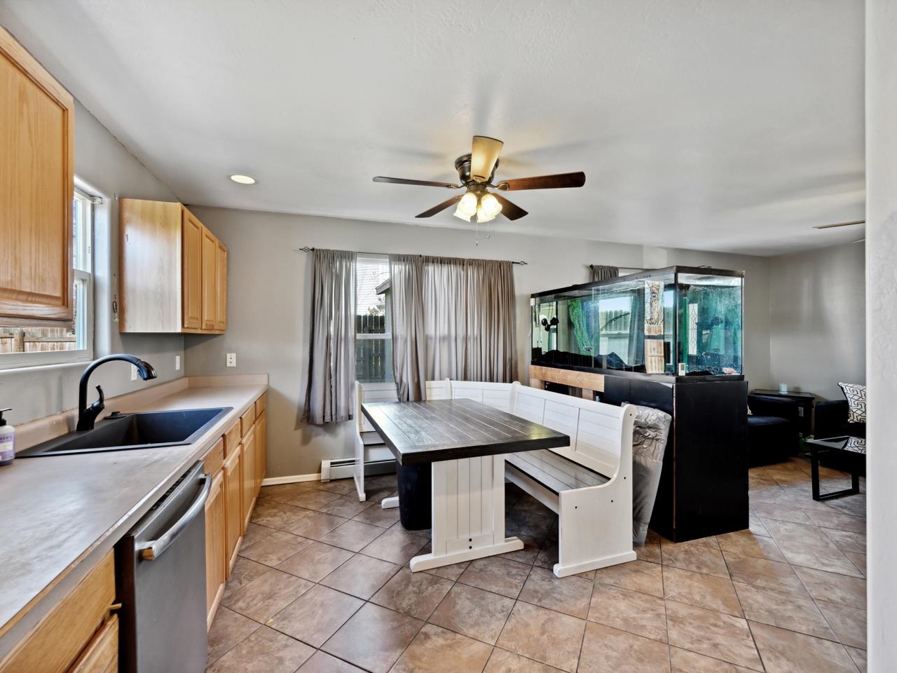 531 N Mountain Oak Court Property Photo 7